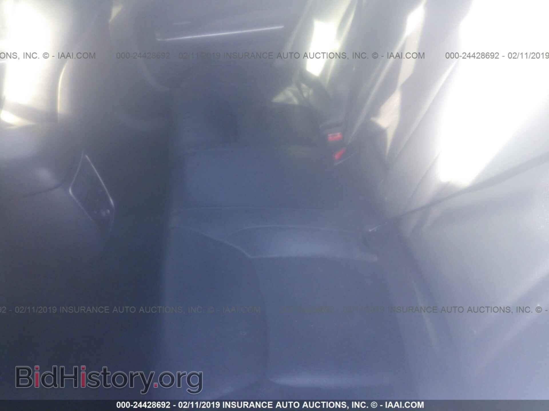 2012 CHRYSLER 300C - VIN: 2C3CCAET7CH236565 - Photo 8