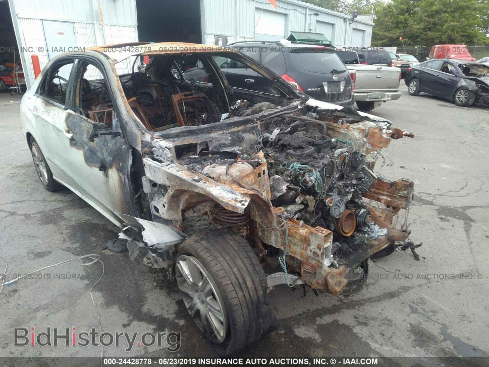Photo WDDHF8JB7CA558884 - MERCEDES-BENZ E 2012