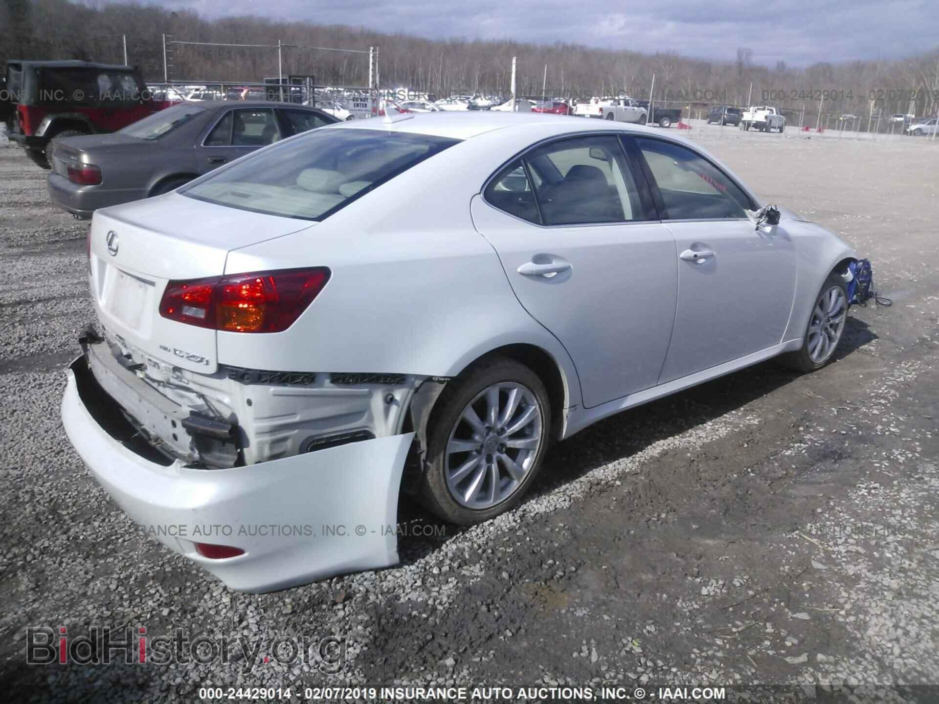 2007 LEXUS IS - VIN: JTHCK262872019713 - Photo 4