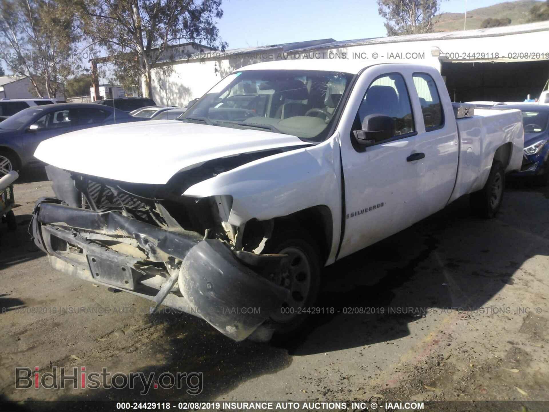 2008 CHEVROLET SILVERADO - VIN: 1GCEC19J38E202425 - Photo 2