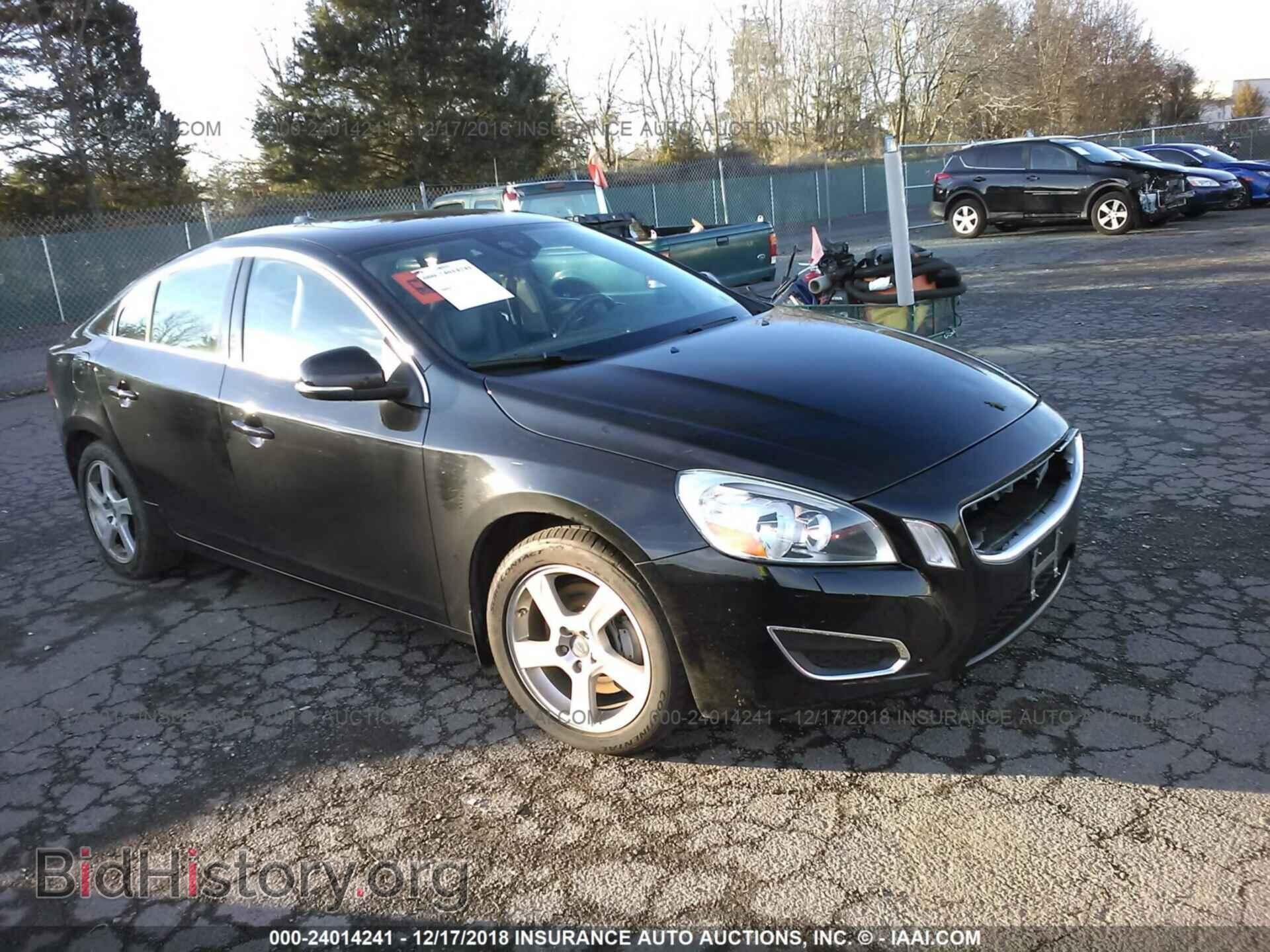 Photo YV1622FS9C2096237 - VOLVO S60 2012