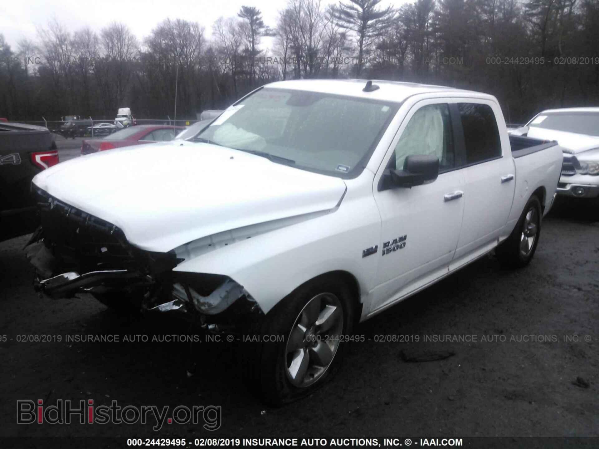 2017 RAM 1500 - VIN: 3C6RR7LT9HG565549 - Photo 2