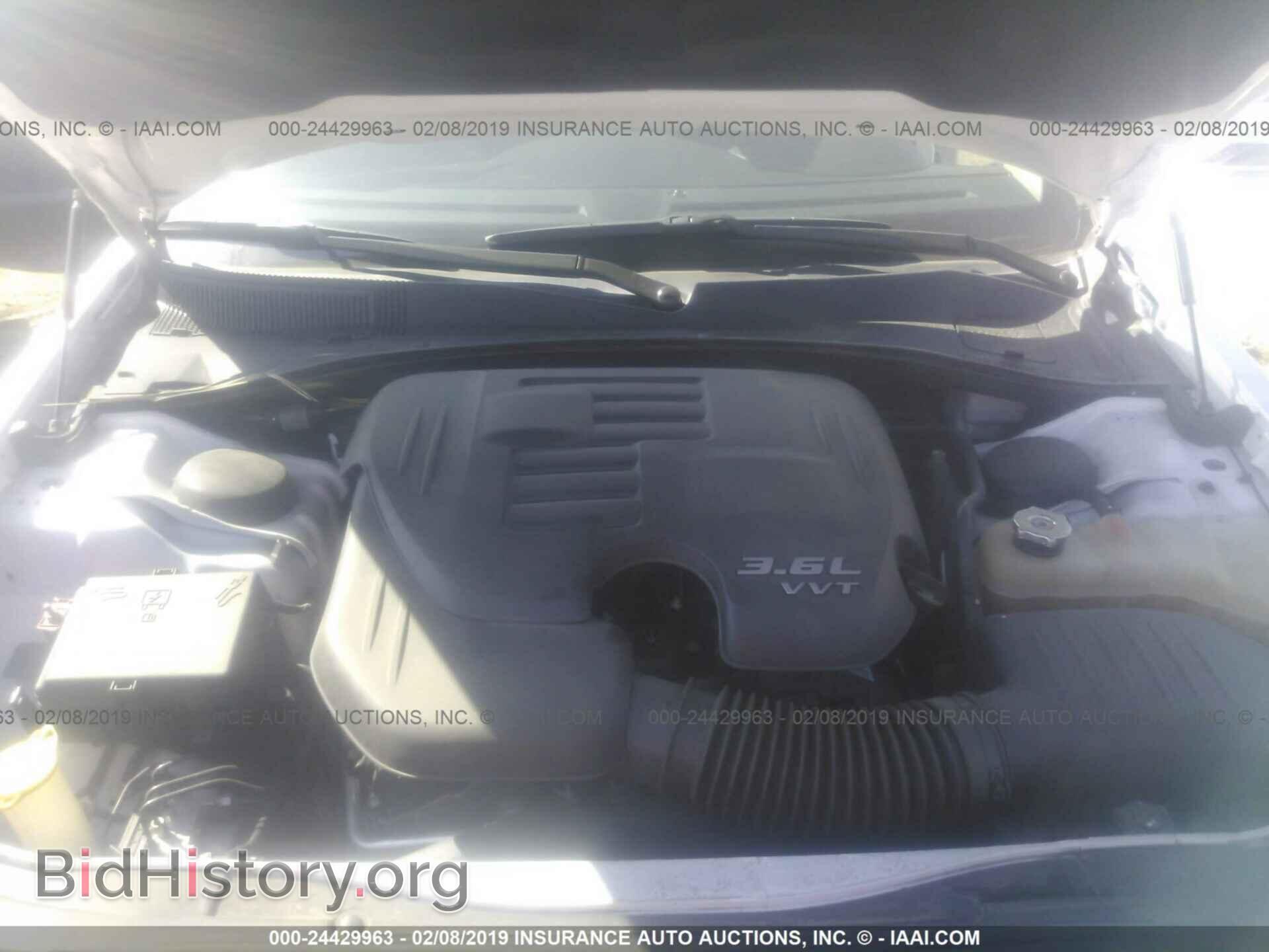 2015 CHRYSLER 300C - VIN: 2C3CCAEGXFH802788 - Фото 10
