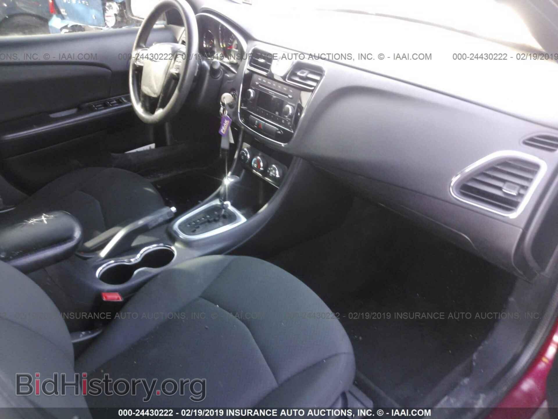 2011 CHRYSLER 200 - VIN: 1C3BC4FB1BN521786 - Фото 5