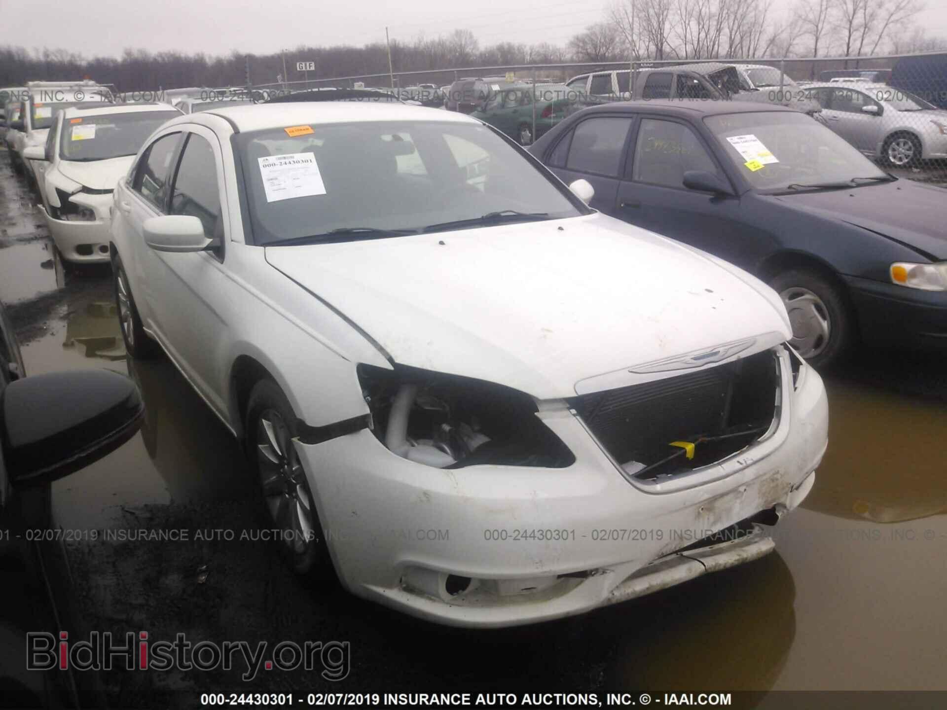 Photo 1C3CCBBB3DN584048 - CHRYSLER 200 2013