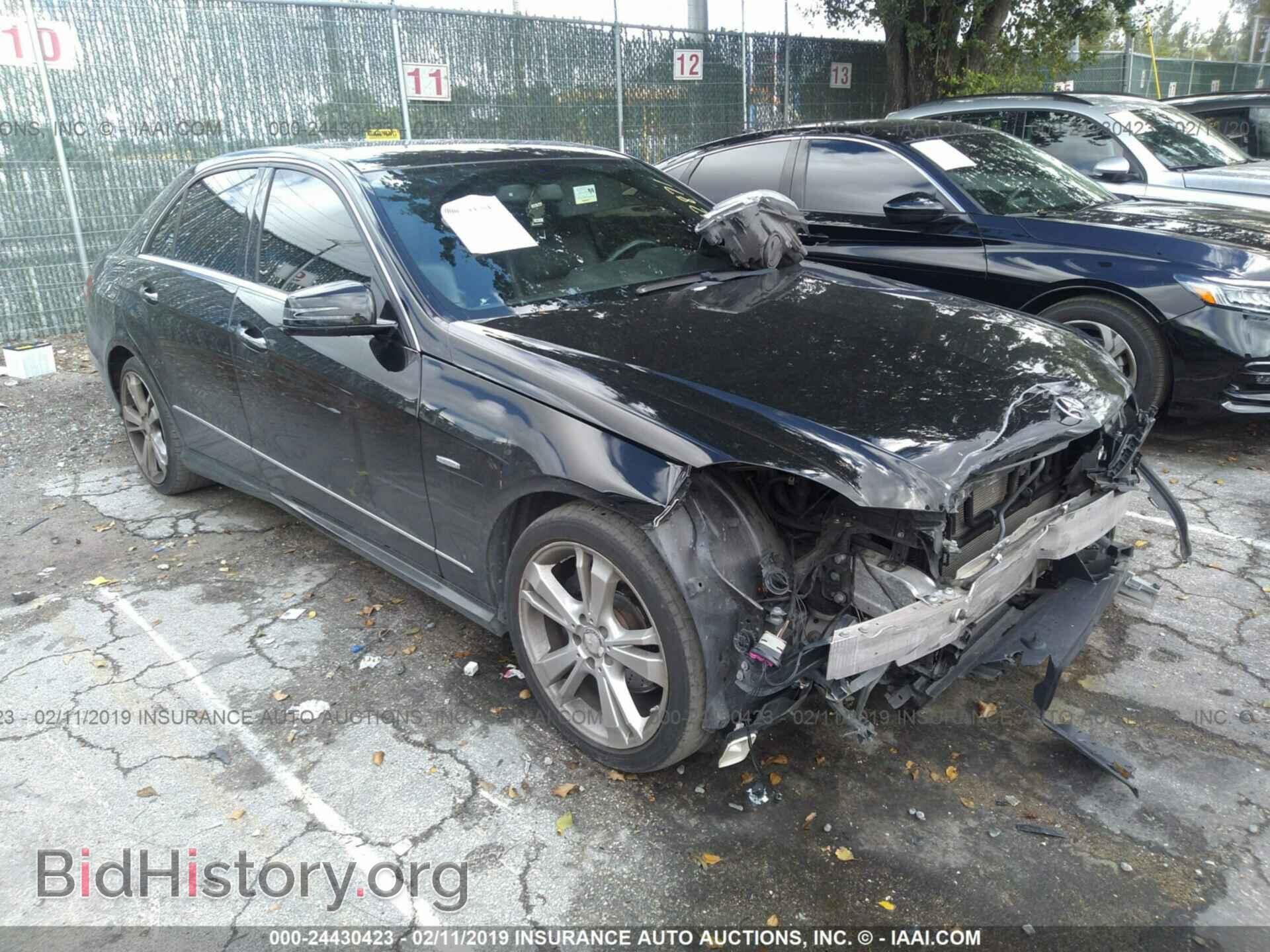 Photo WDDHF5KBXCA542871 - MERCEDES-BENZ E 2012