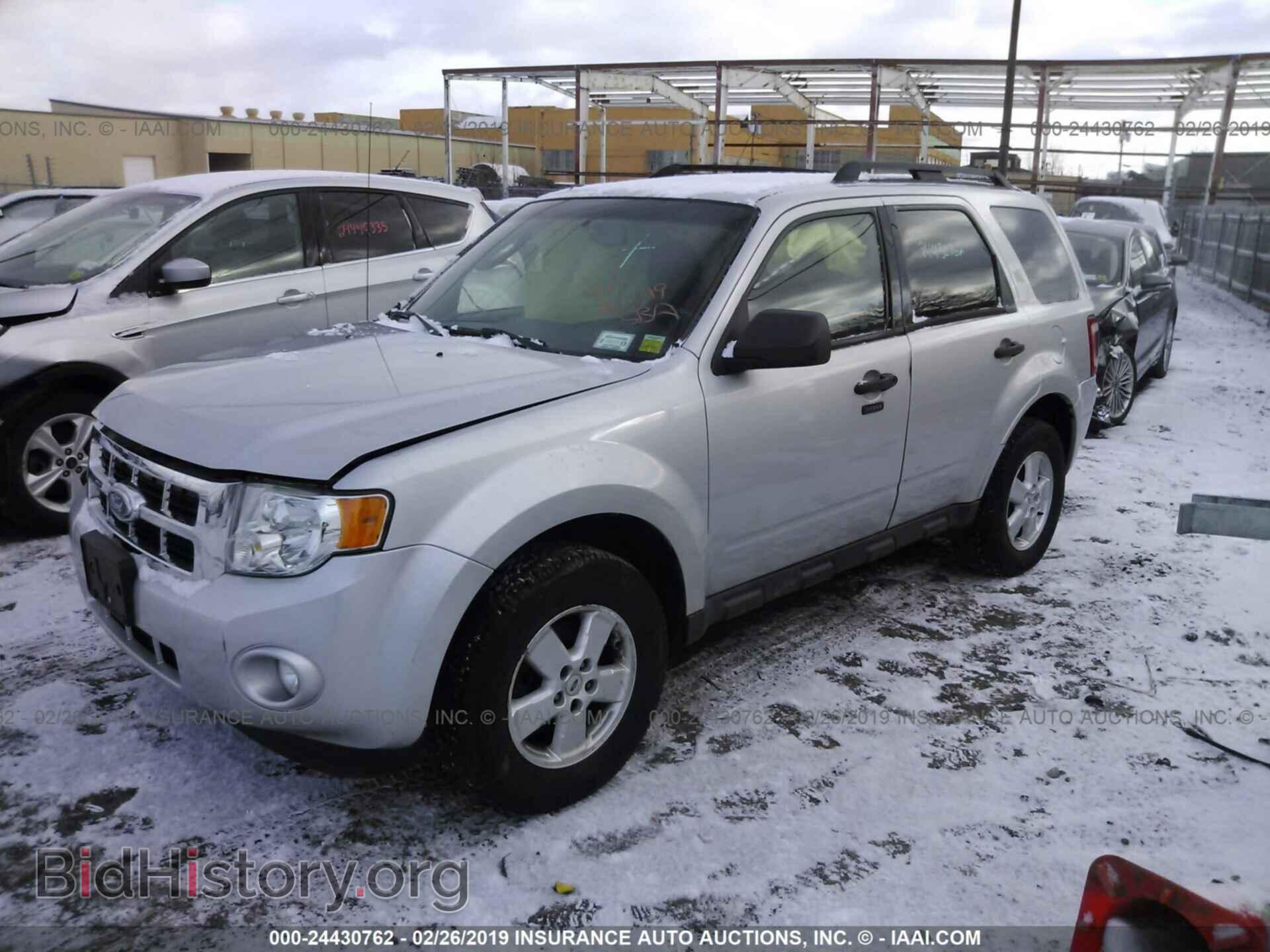 2009 FORD ESCAPE - VIN: 1FMCU03789KD04636 - Photo 2
