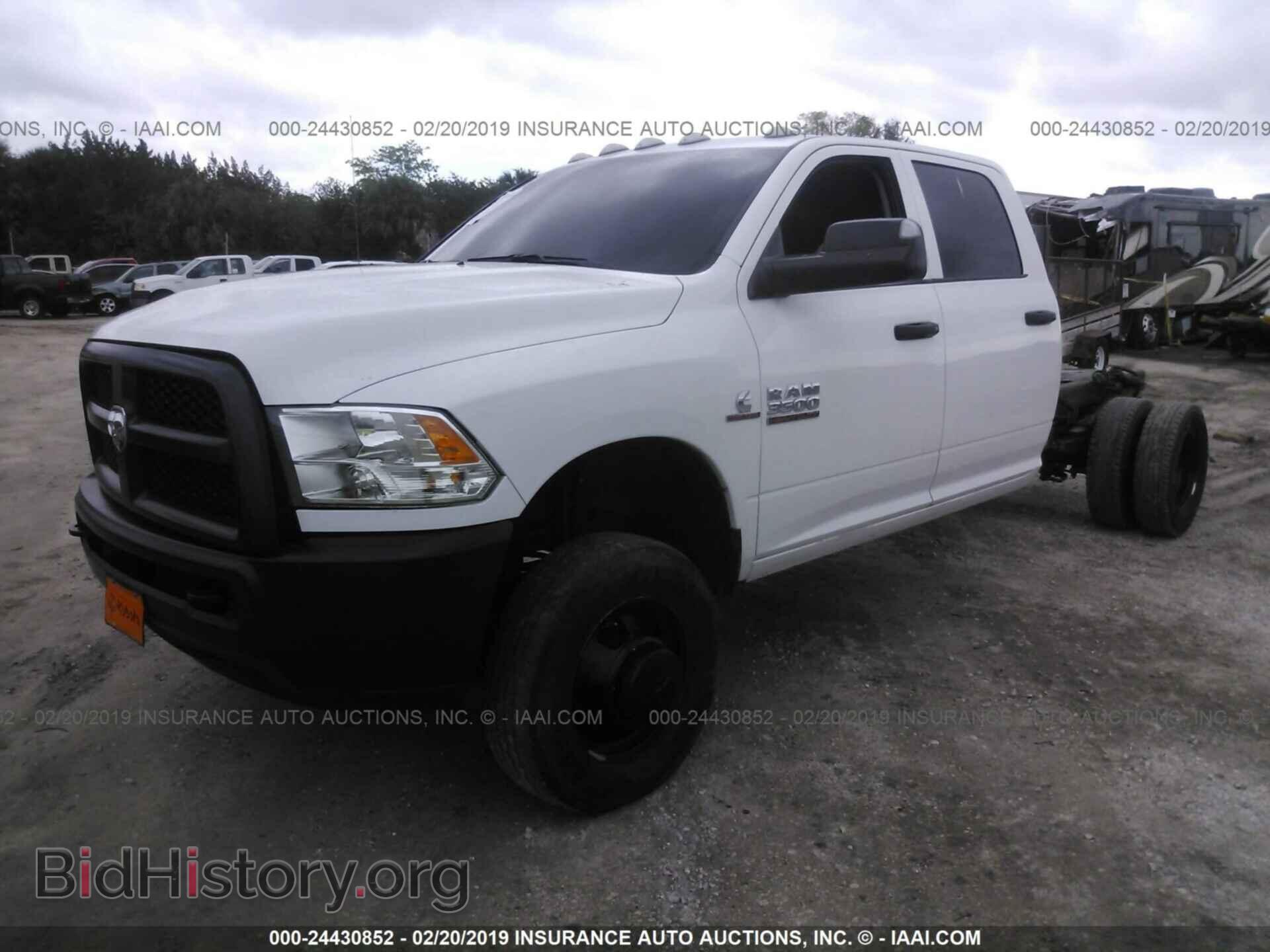 2017 RAM 3500 - VIN: 3C7WRTCL7HG580588 - Фото 2