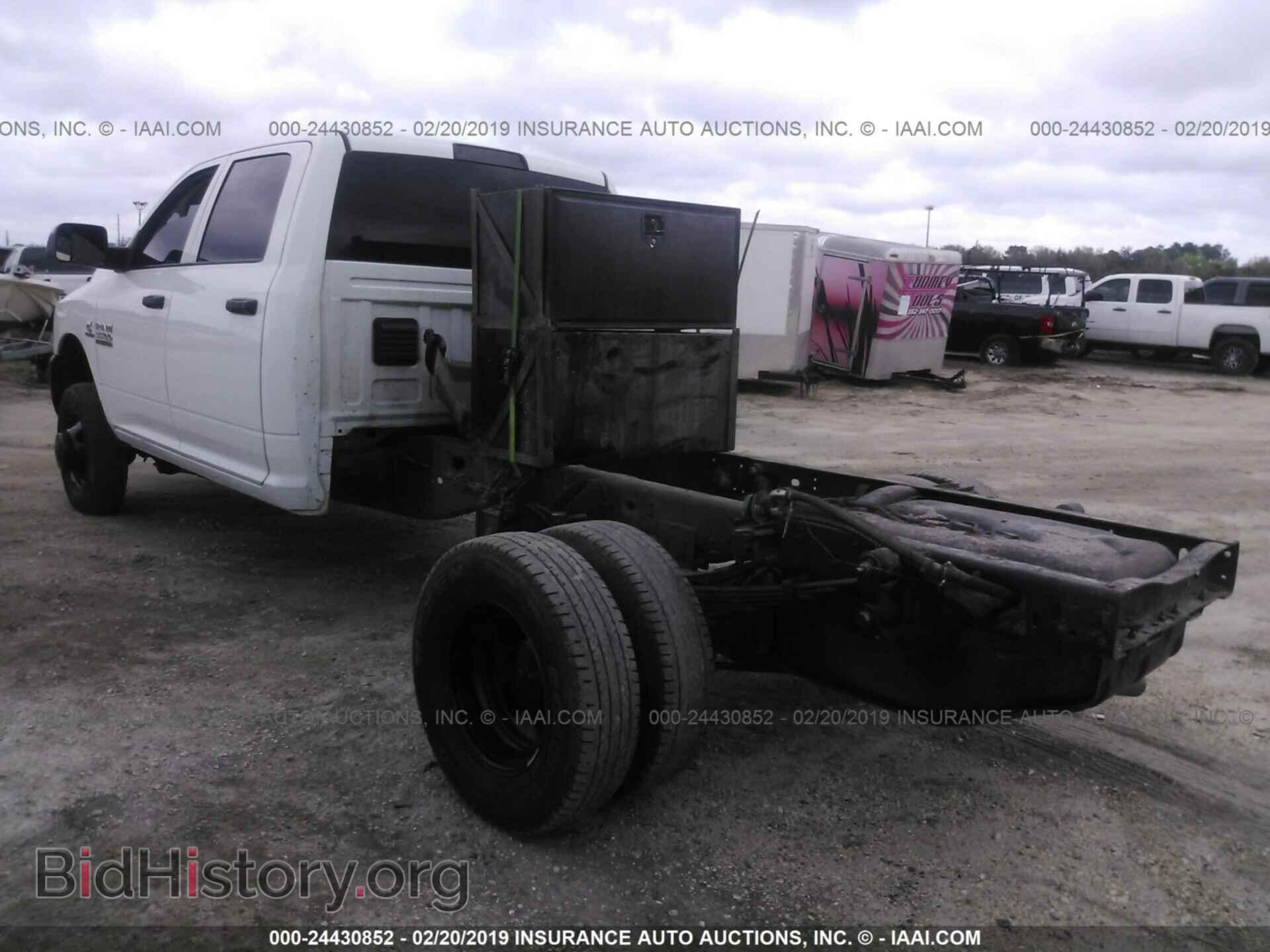 2017 RAM 3500 - VIN: 3C7WRTCL7HG580588 - Фото 3