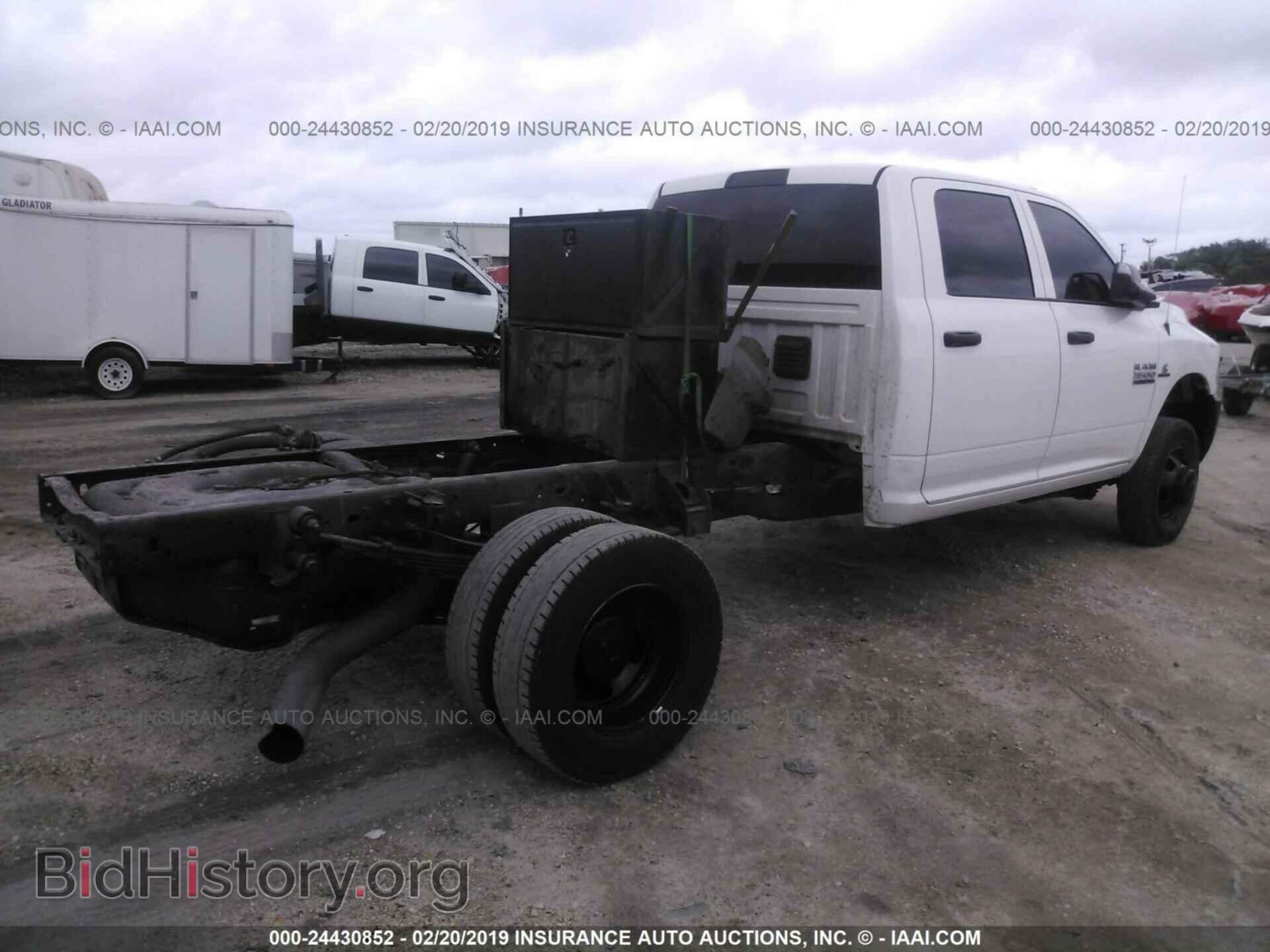 2017 RAM 3500 - VIN: 3C7WRTCL7HG580588 - Фото 4