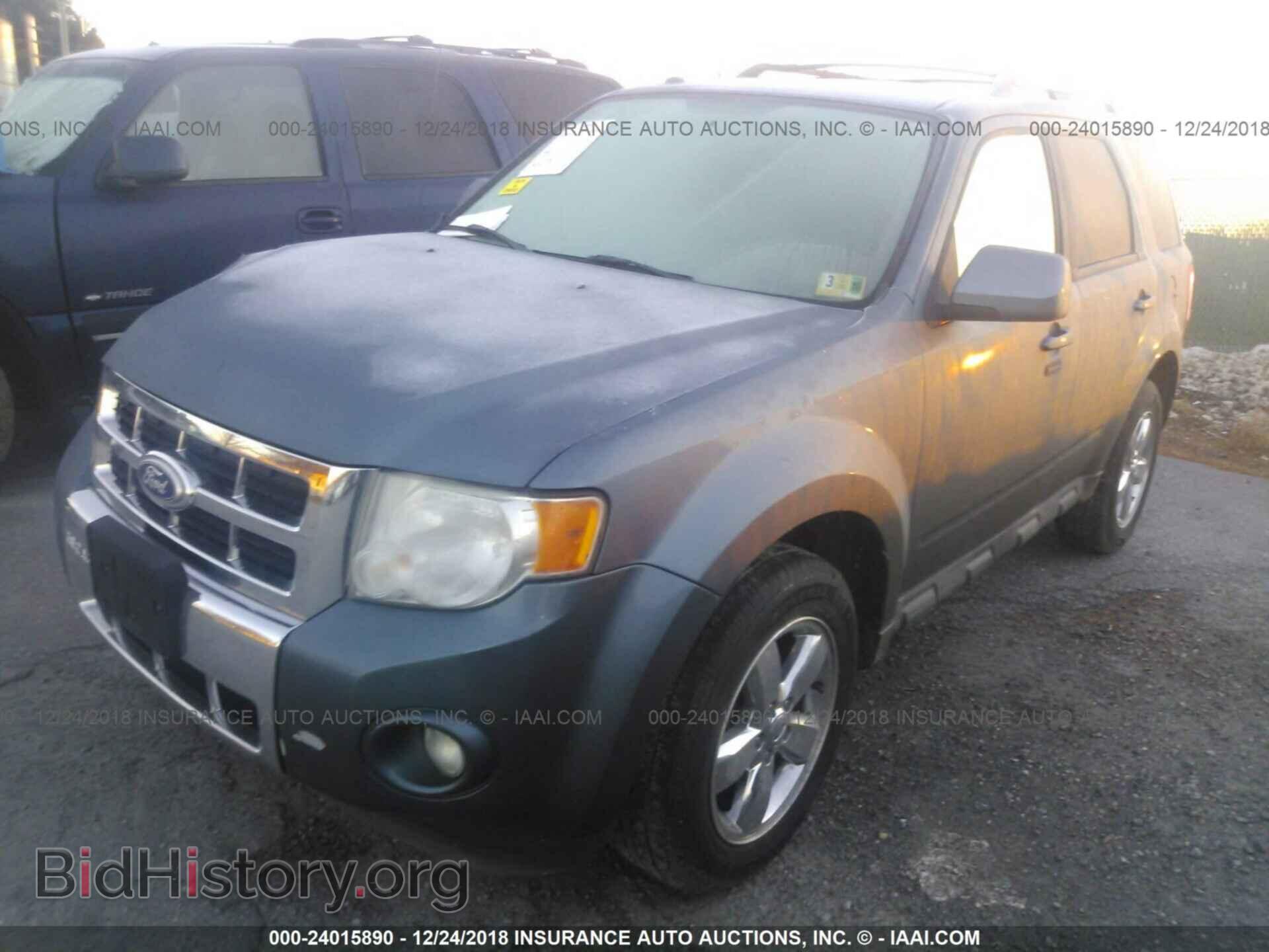 2011 FORD ESCAPE - VIN: 1FMCU0EG8BKB70682 - Фото 2