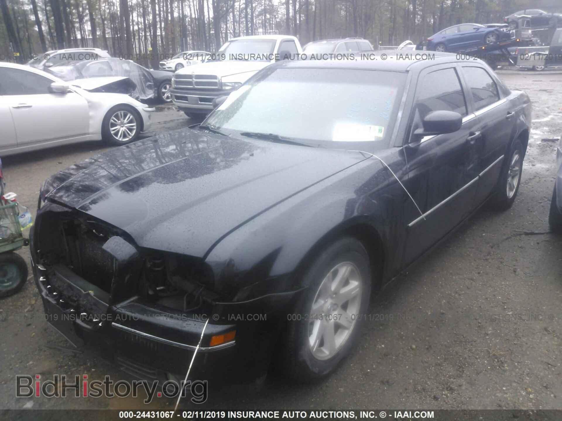 2007 CHRYSLER 300 - VIN: 2C3KA53G97H676114 - Фото 2