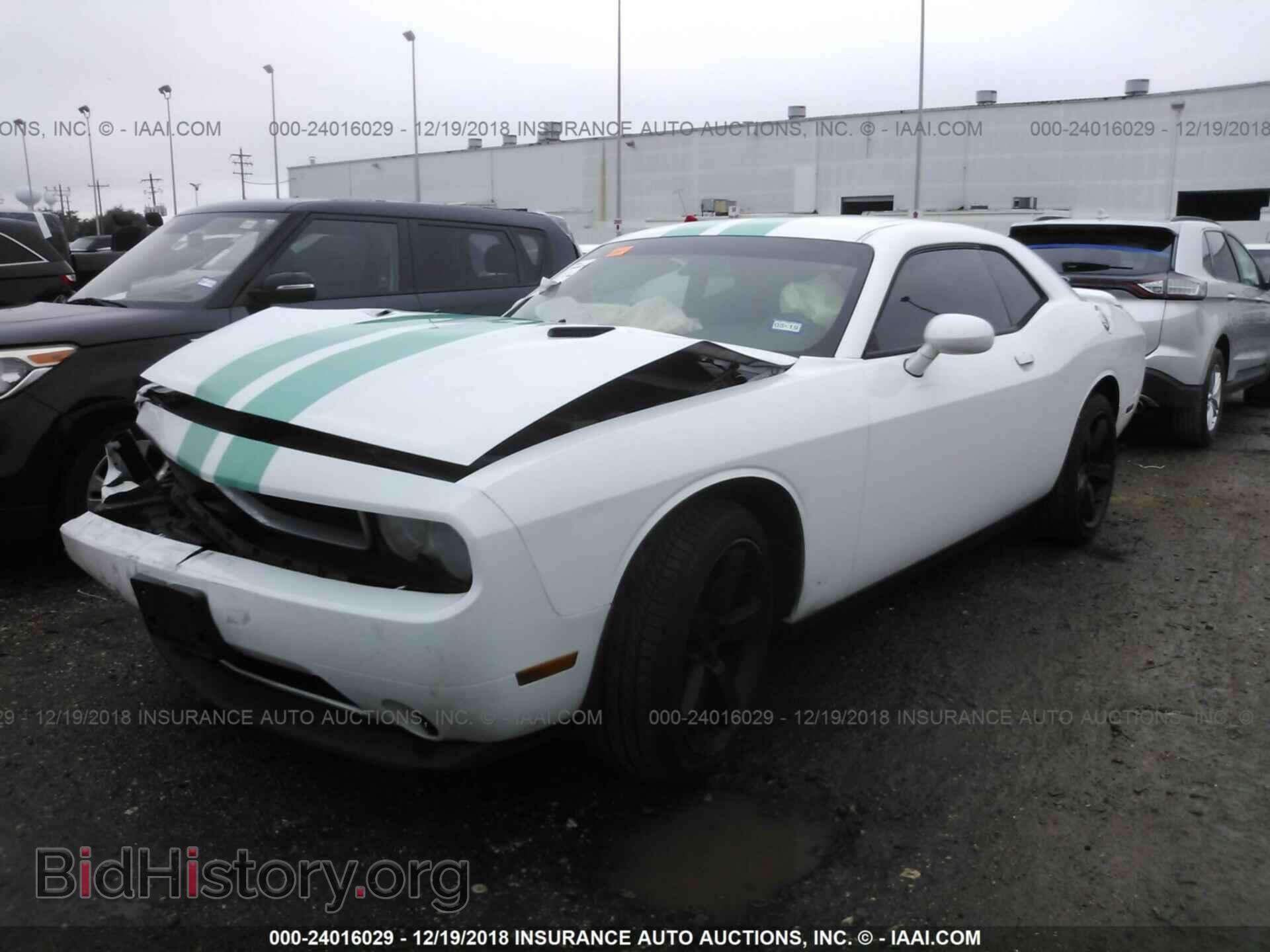 2012 DODGE CHALLENGER - VIN: 2C3CDYAG2CH174782 - Photo 2
