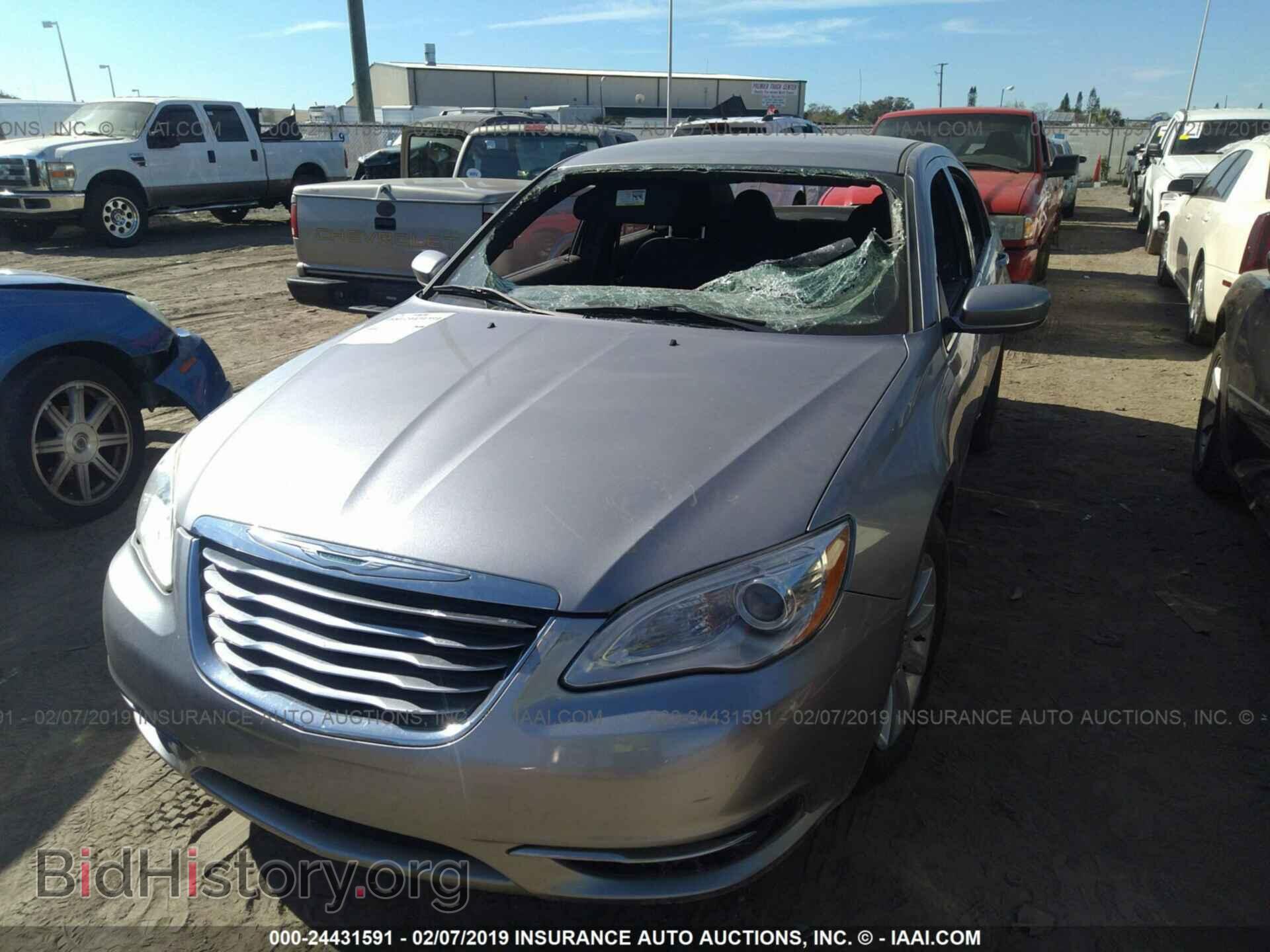 2013 CHRYSLER 200 - VIN: 1C3CCBBG5DN573242 - Фото 6