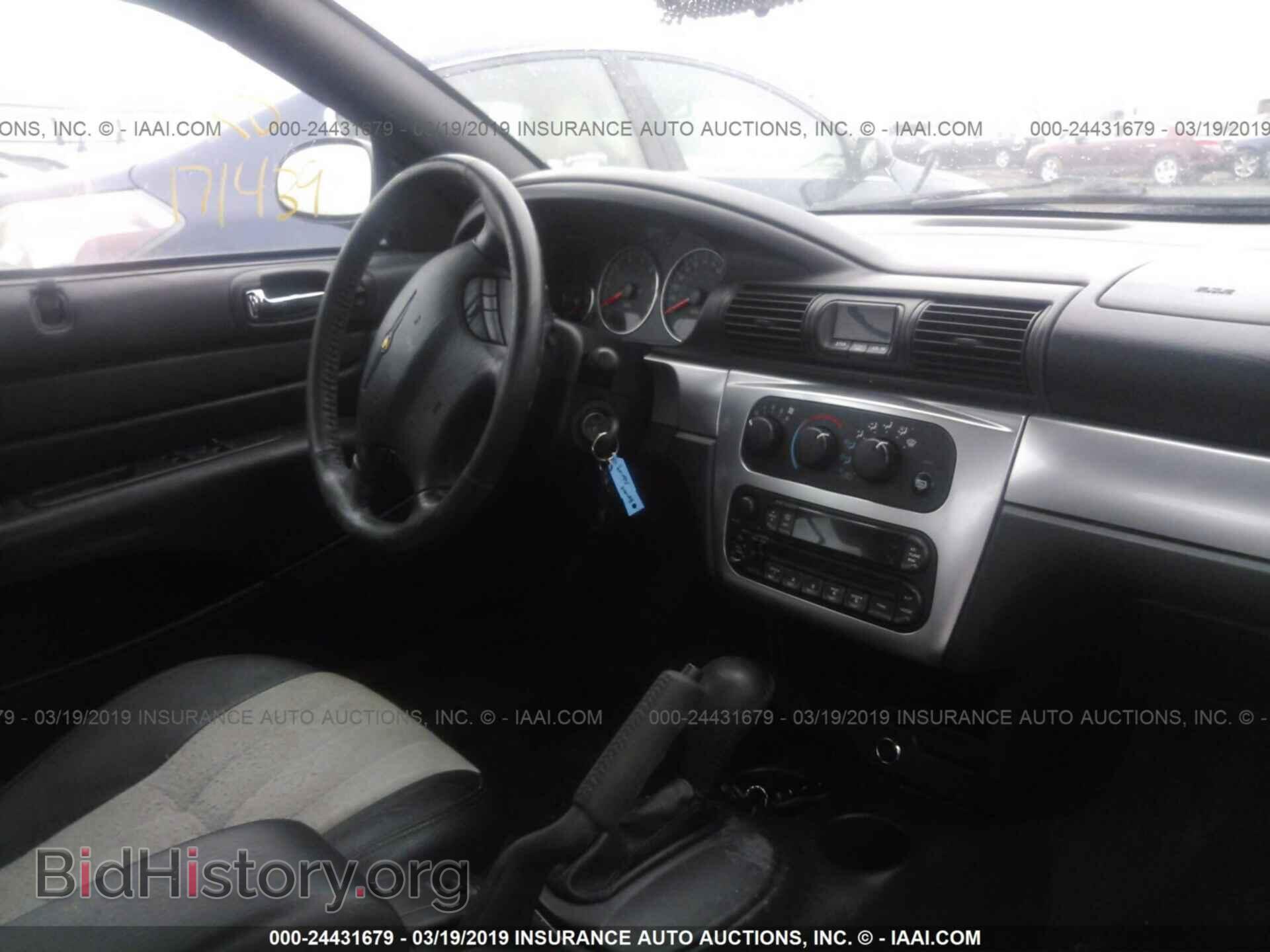 2004 CHRYSLER SEBRING - VIN: 1C3EL55R34N290507 - Фото 5