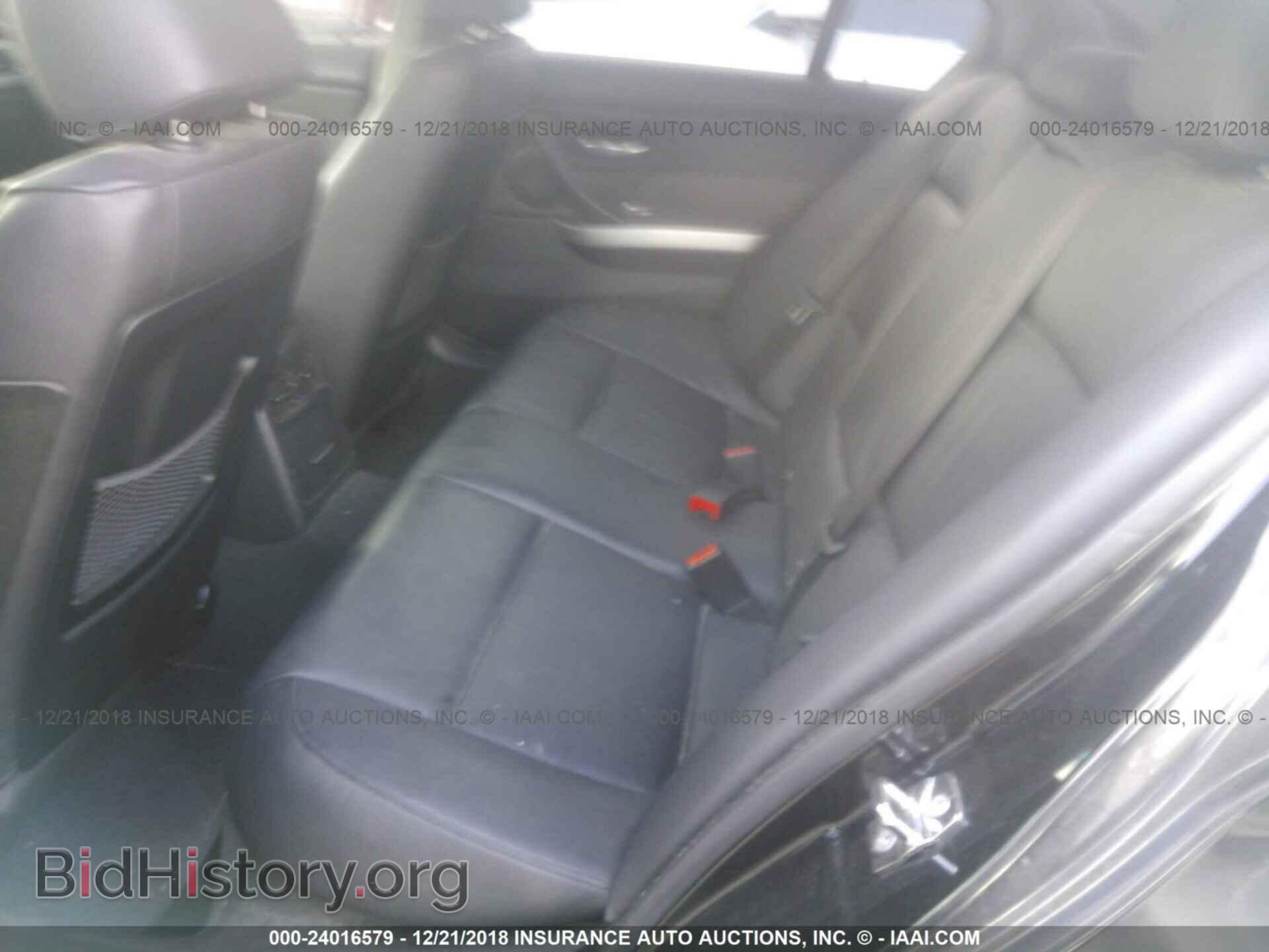 2006 BMW 330 - VIN: WBAVB335X6KR73289 - Фото 8