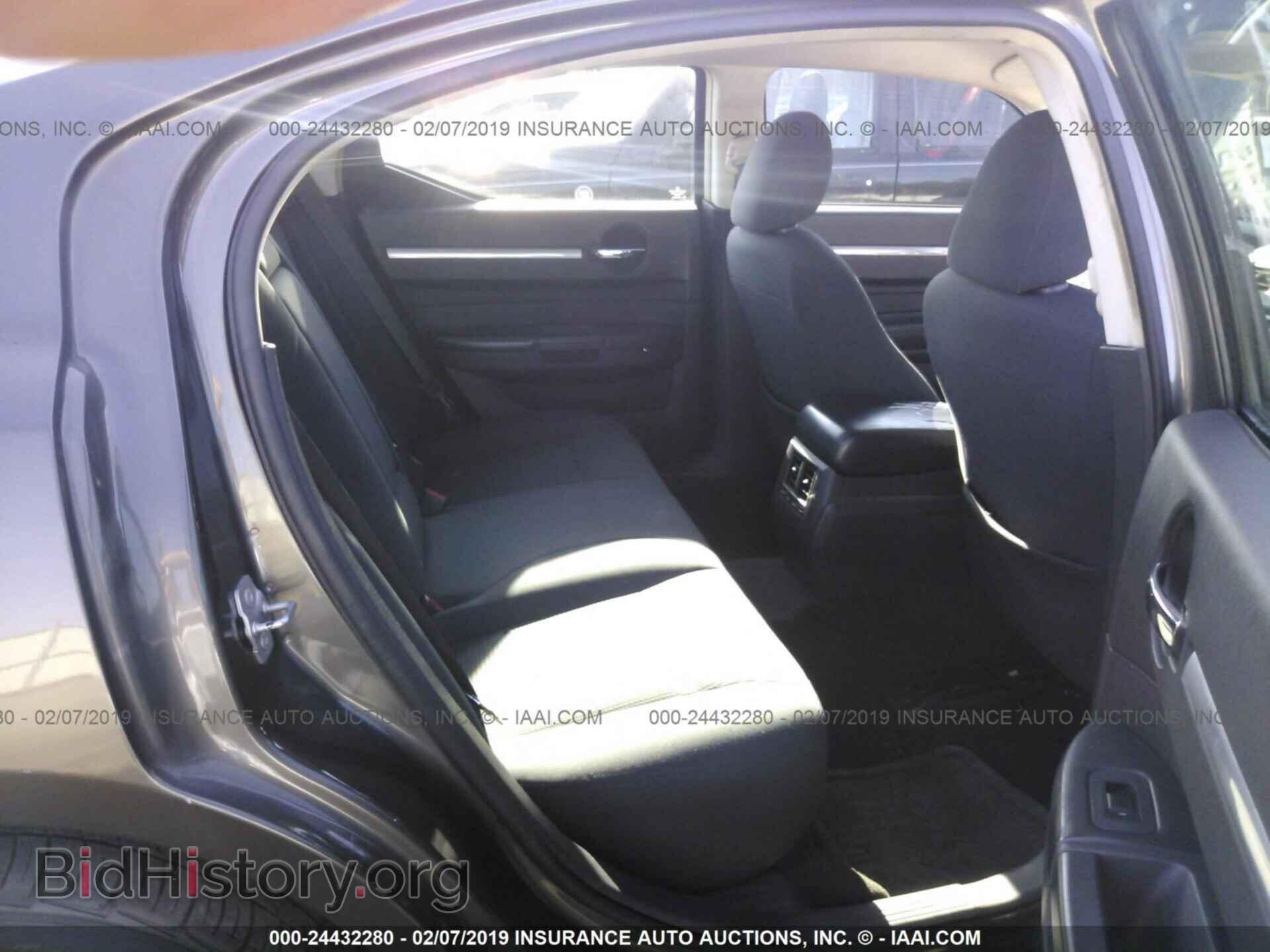 2010 DODGE CHARGER - VIN: 2B3CA3CV9AH107419 - Фото 8