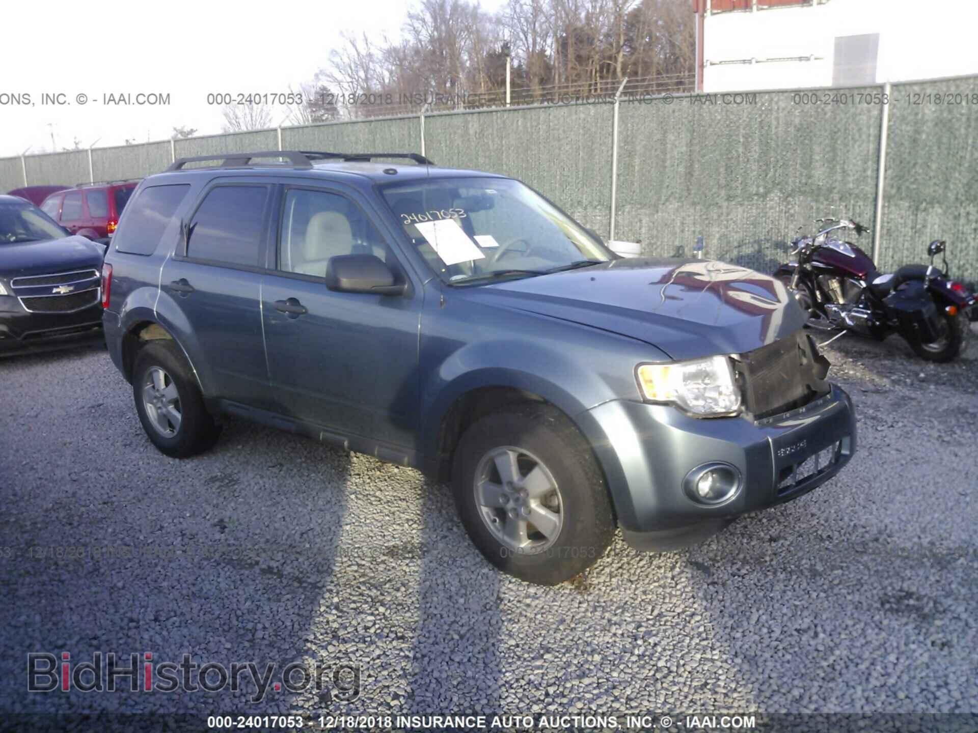Фотография 1FMCU0DG4BKC70859 - FORD ESCAPE 2011