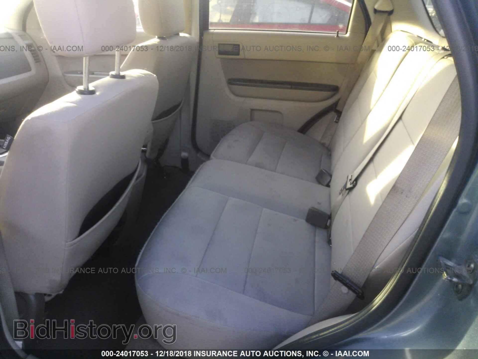 2011 FORD ESCAPE - VIN: 1FMCU0DG4BKC70859 - Фото 8
