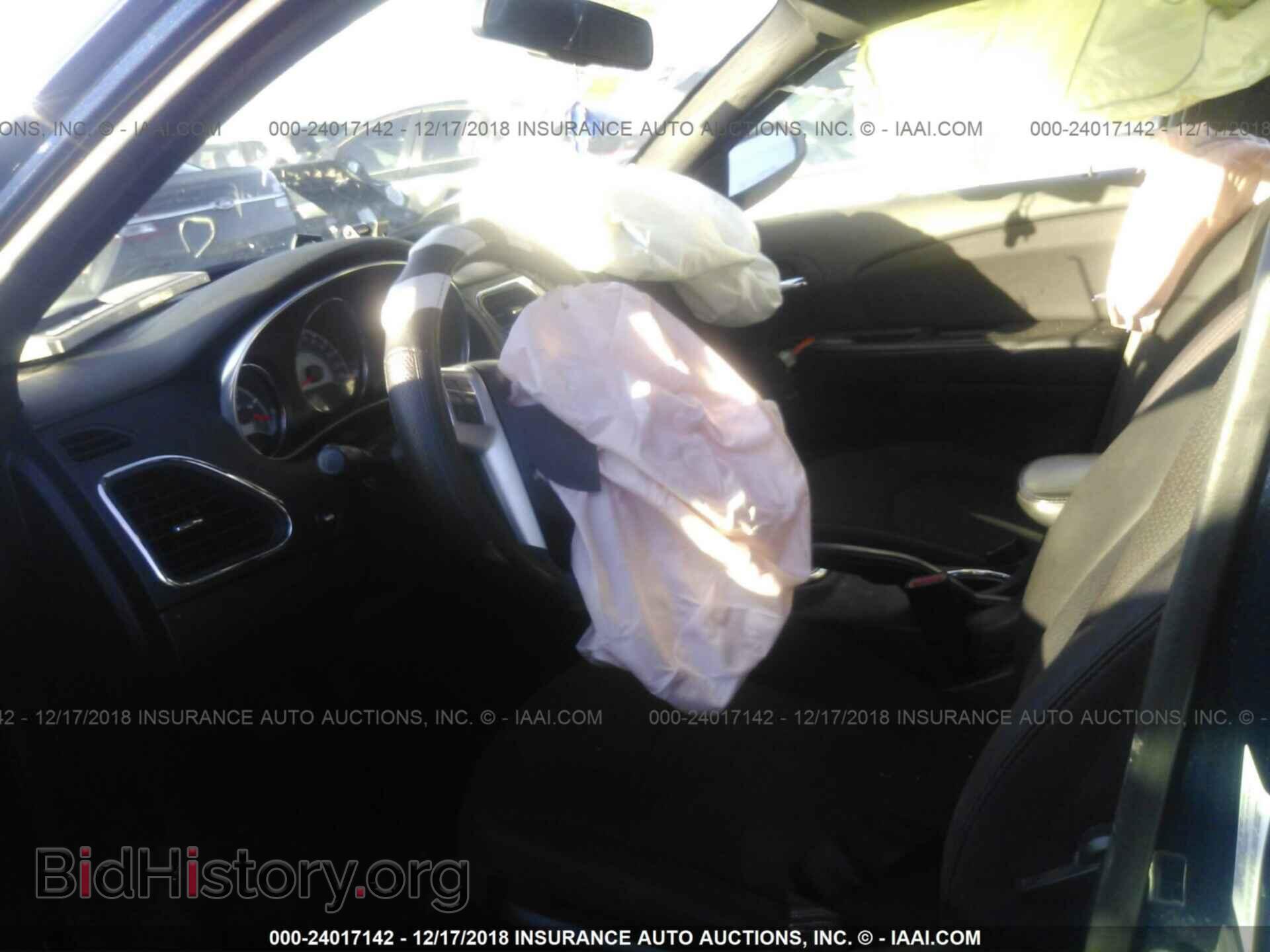 2014 CHRYSLER 200 - VIN: 1C3CCBBB4EN179575 - Photo 5