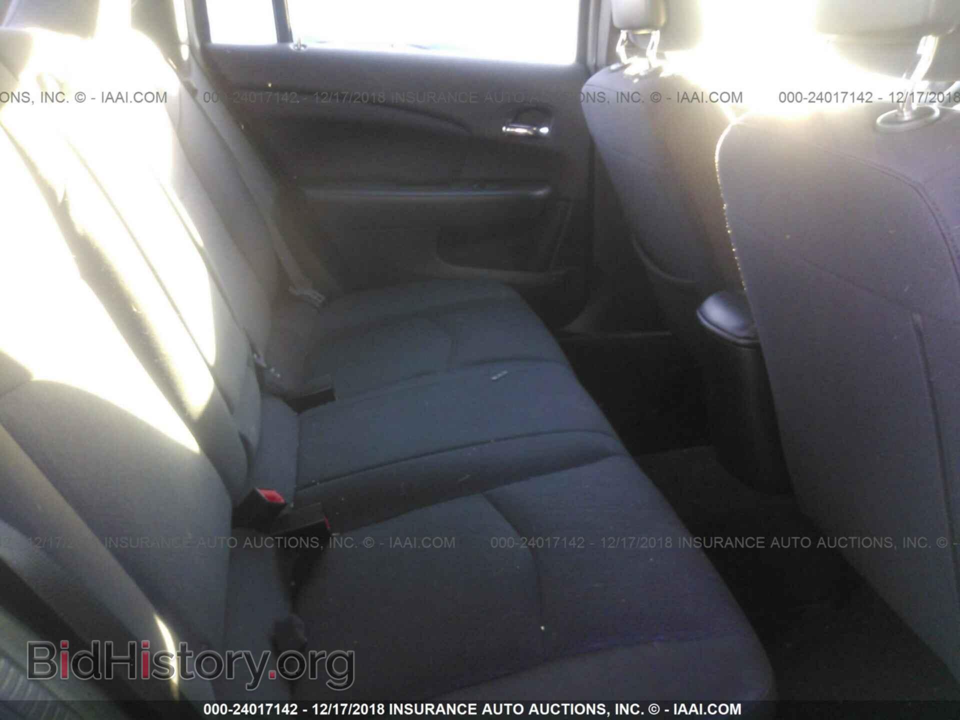 2014 CHRYSLER 200 - VIN: 1C3CCBBB4EN179575 - Photo 8