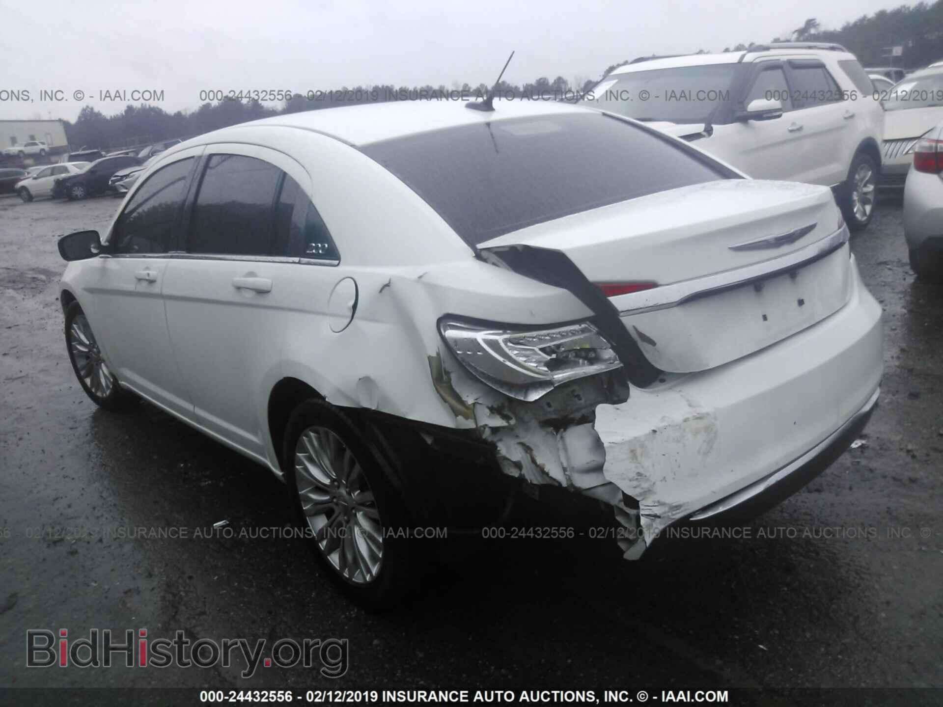2012 CHRYSLER 200 - VIN: 1C3CCBAB2CN134553 - Фото 3