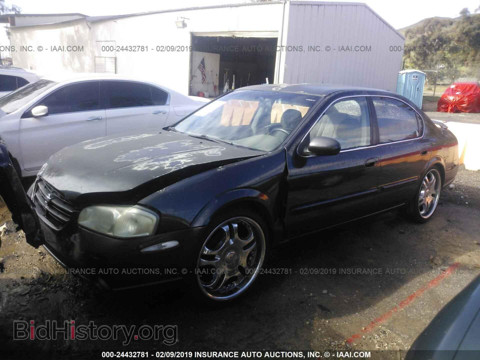 2000 NISSAN MAXIMA - VIN: JN1CA31D0YT719405 - Фото 2