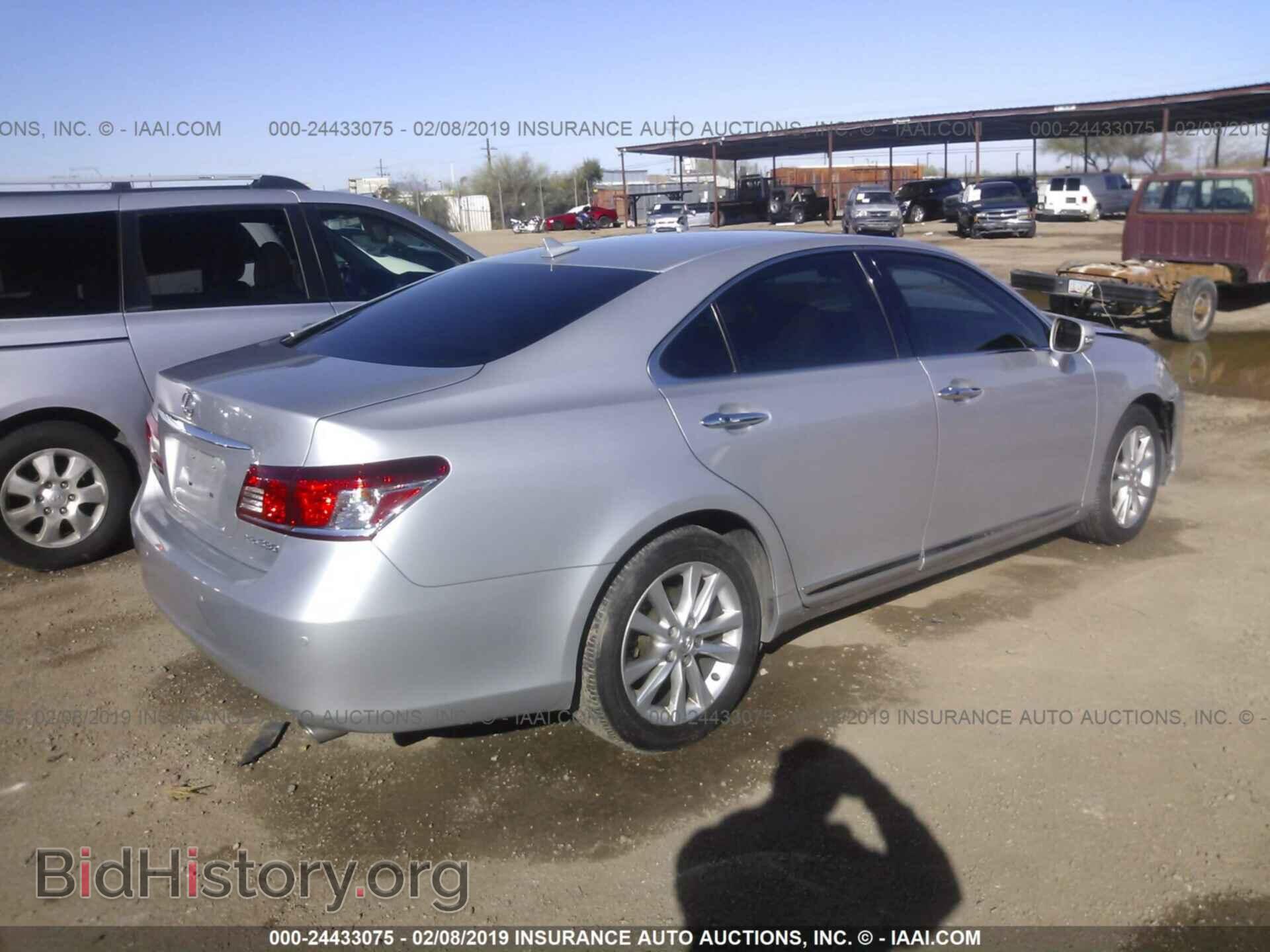 2011 LEXUS ES - VIN: JTHBK1EGXB2448167 - Фото 4