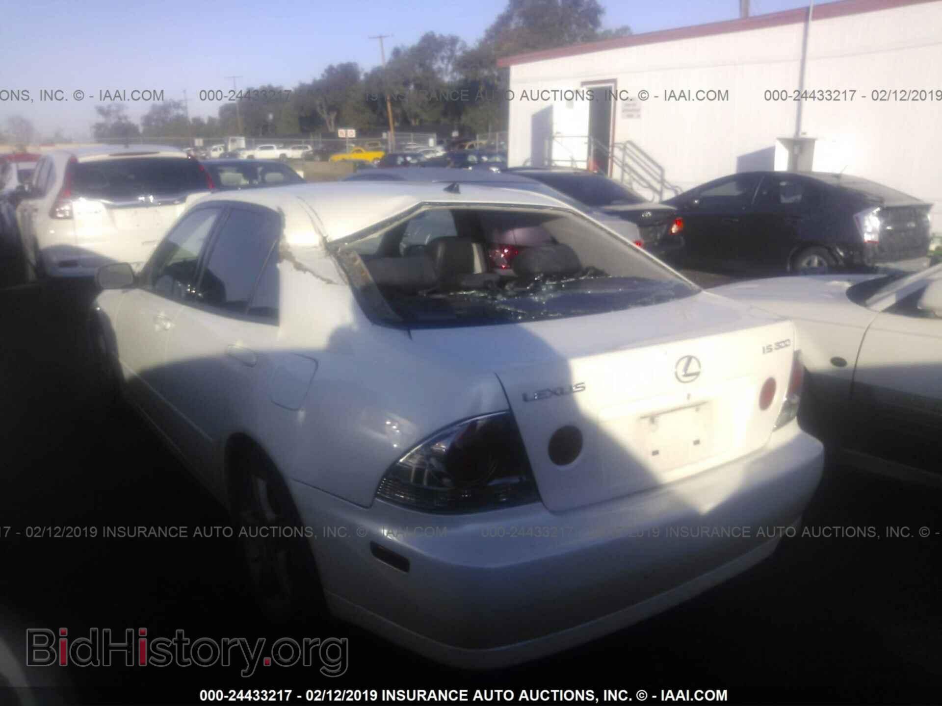 2001 LEXUS IS - VIN: JTHBD182110024669 - Фото 3
