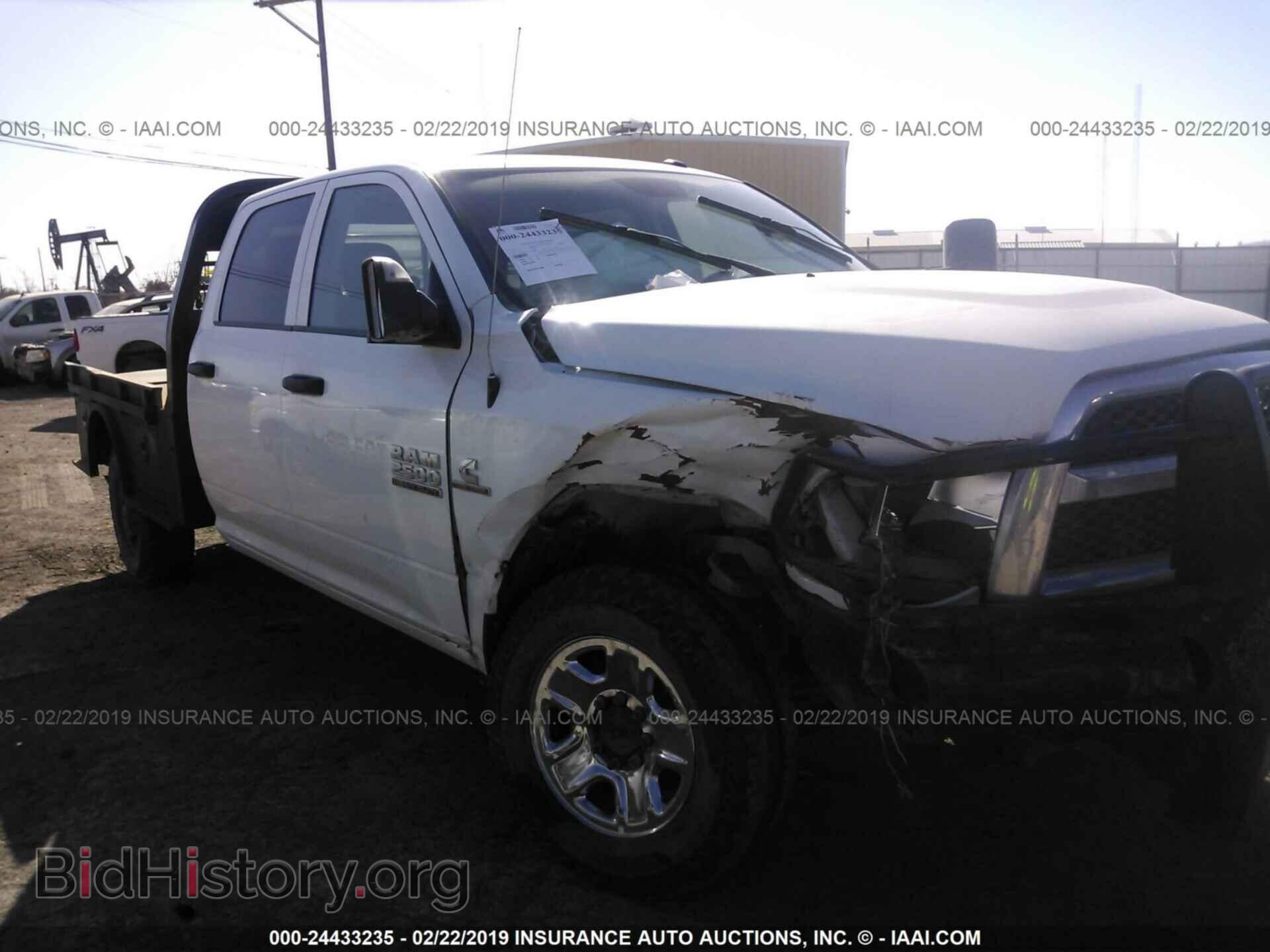 Photo 3C6UR5HL9HG639964 - RAM 2500 2017
