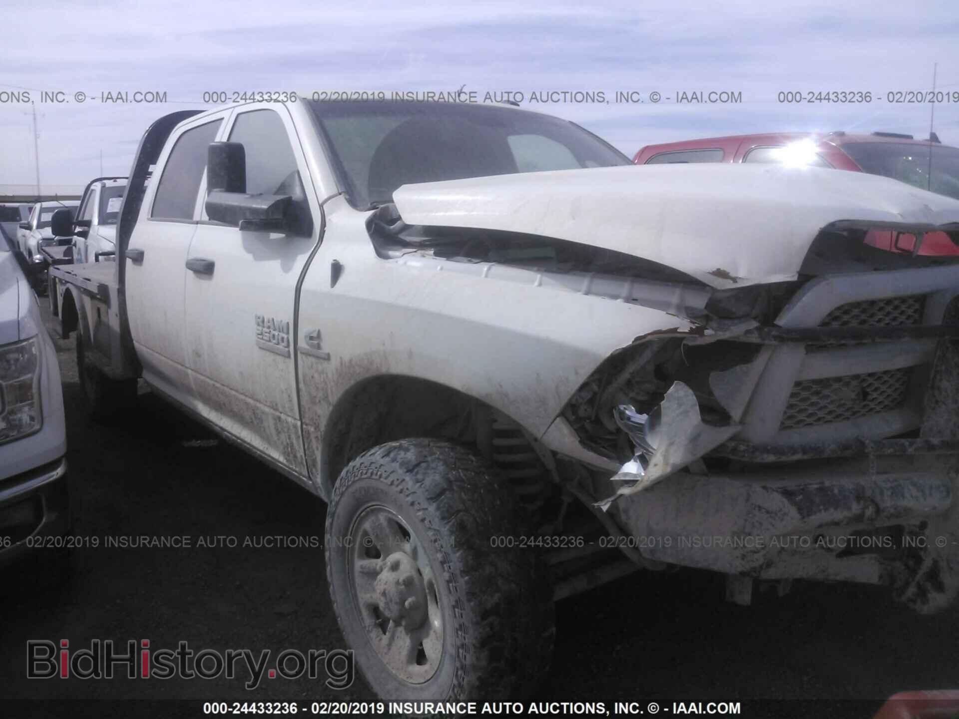 Photo 3C6UR5HL0HG766781 - RAM 2500 2017