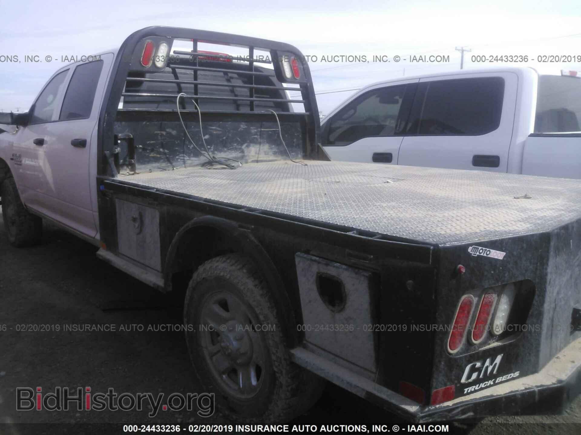 2017 RAM 2500 - VIN: 3C6UR5HL0HG766781 - Photo 3