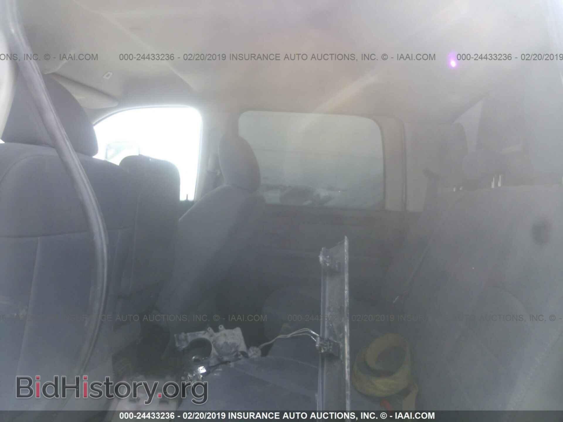 2017 RAM 2500 - VIN: 3C6UR5HL0HG766781 - Photo 8
