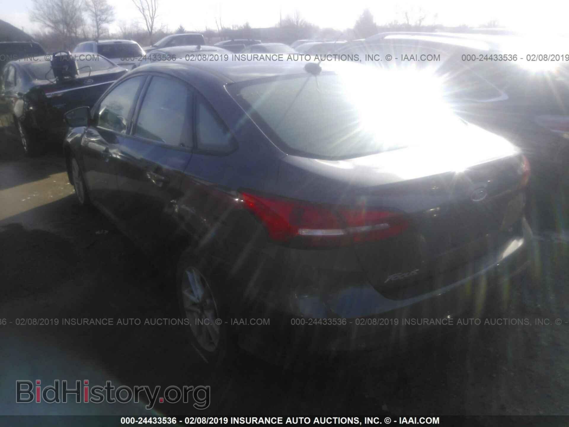 2017 FORD FOCUS - VIN: 1FADP3F23HL327774 - Фото 3
