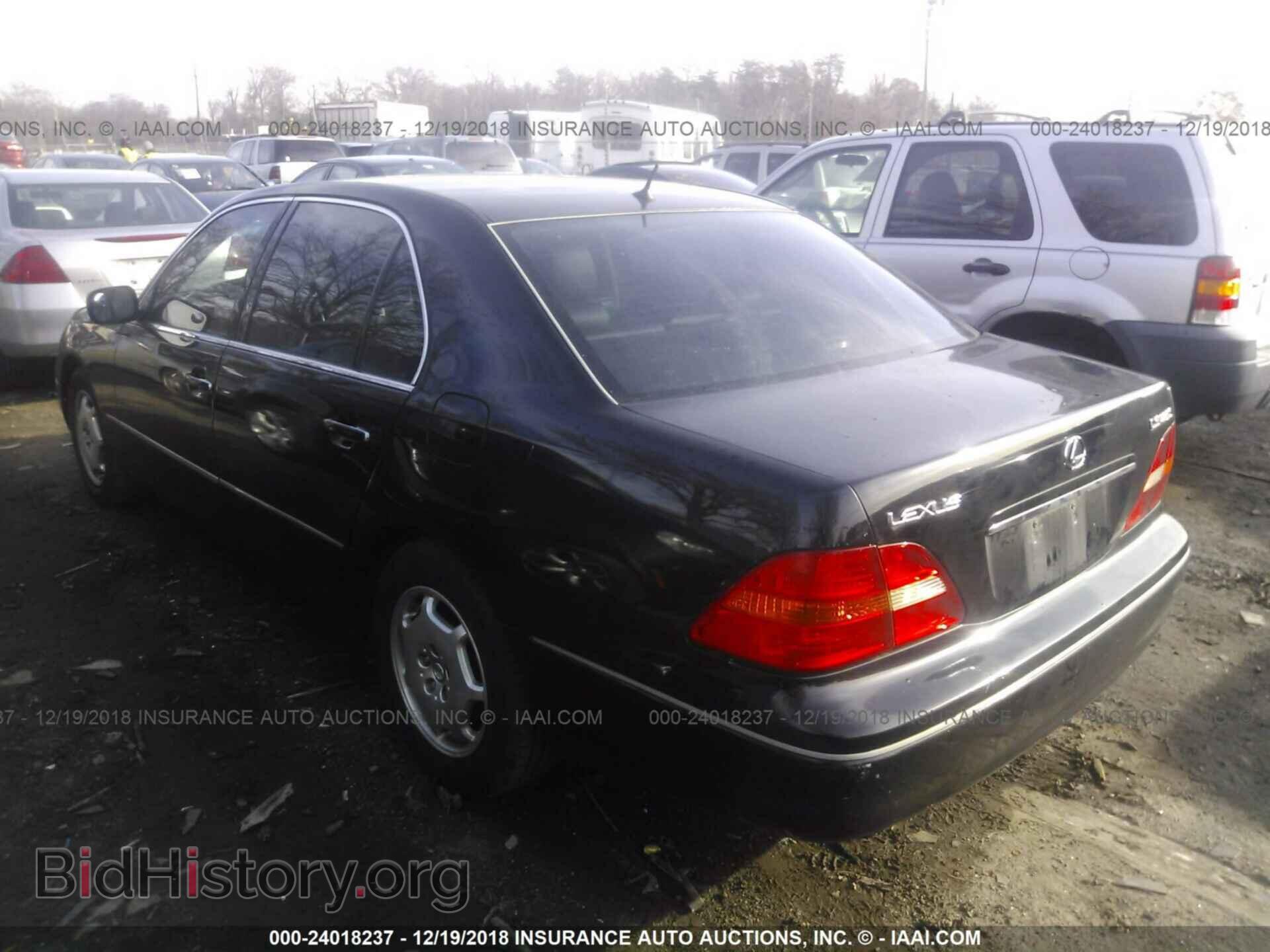 2002 LEXUS LS - VIN: JTHBN30F220052165 - Photo 3
