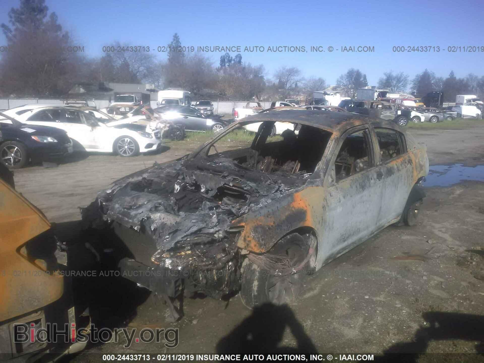 2011 CHRYSLER 200 - VIN: 1C3BC1FB0BN521986 - Фото 2