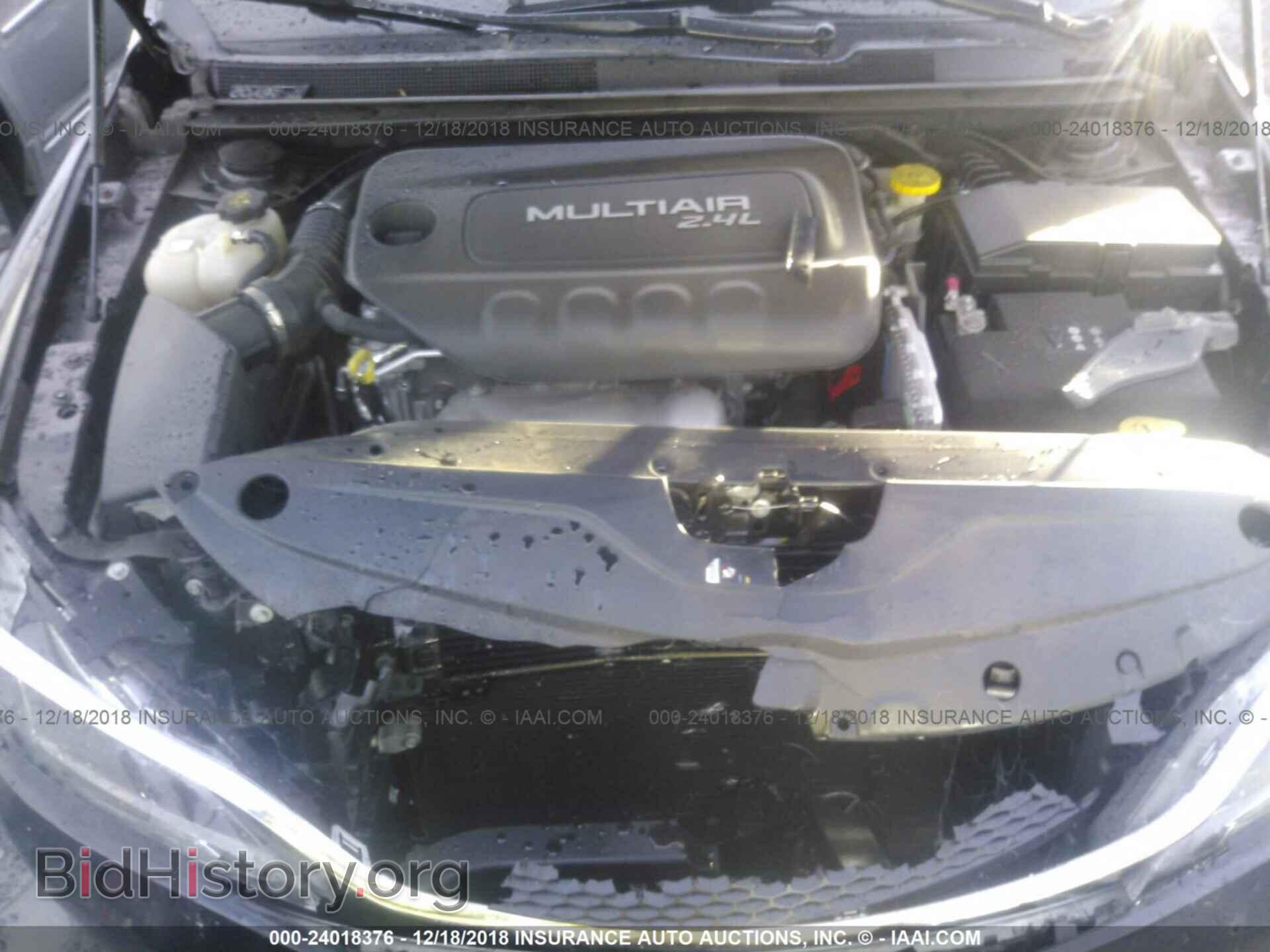 2015 CHRYSLER 200 - VIN: 1C3CCCAB1FN724012 - Фото 10