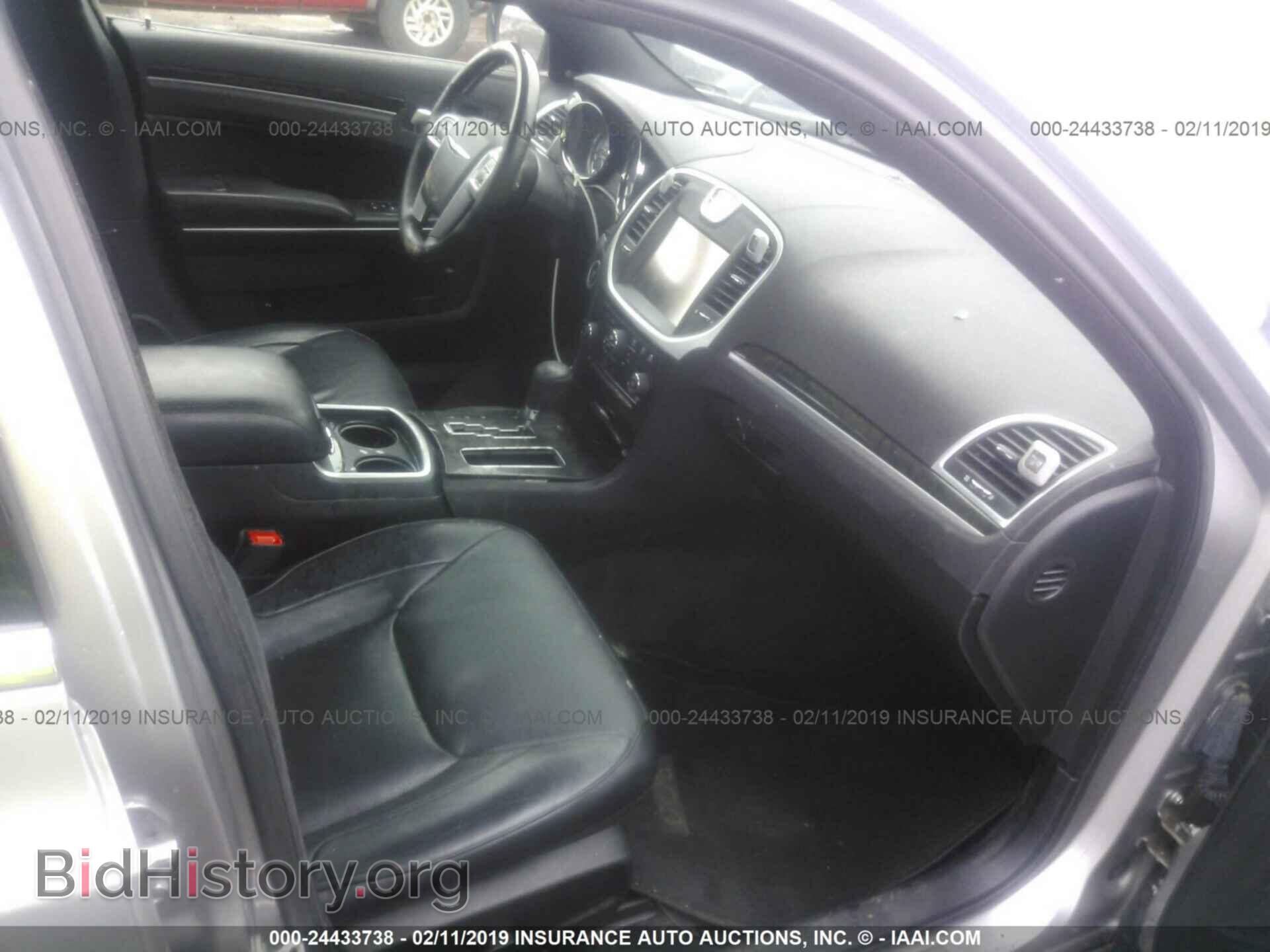 2014 CHRYSLER 300C - VIN: 2C3CCAET7EH117630 - Фото 5