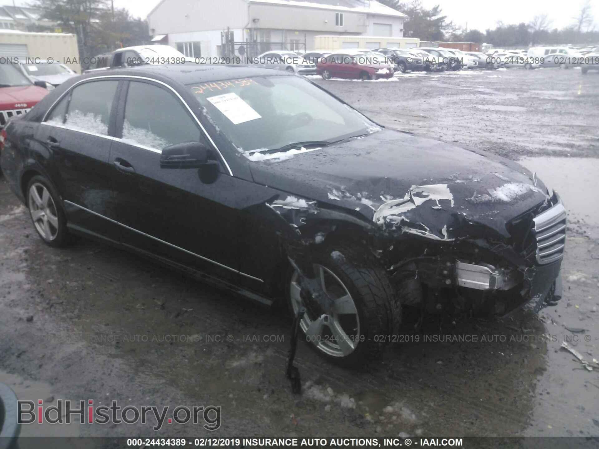 Photo WDDHF8HB6BA358079 - MERCEDES-BENZ E 2011