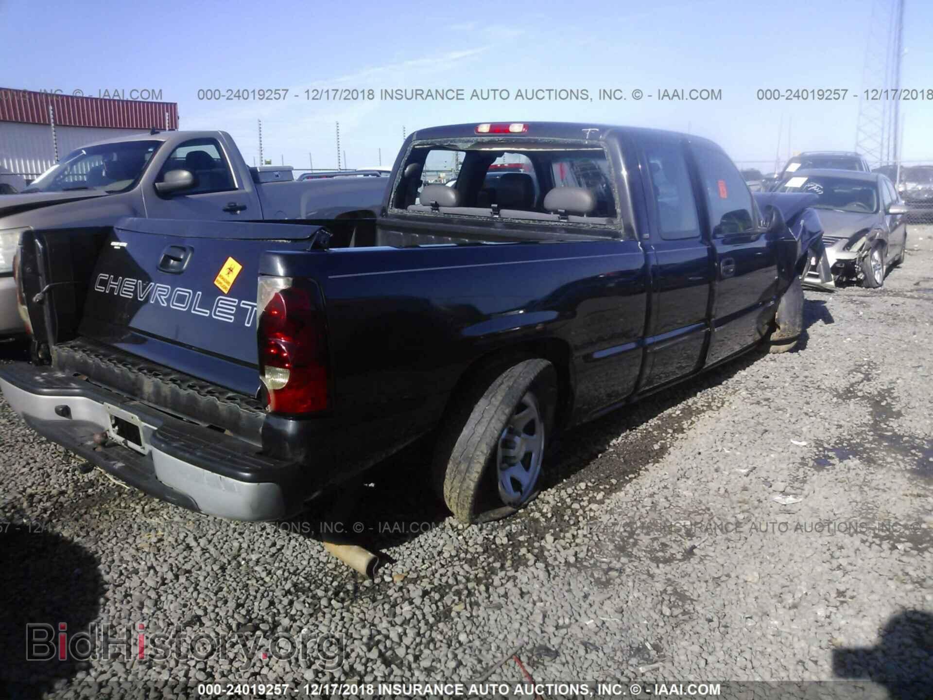 2005 CHEVROLET SILVERADO - VIN: 1GCEC19X25Z226675 - Фото 4