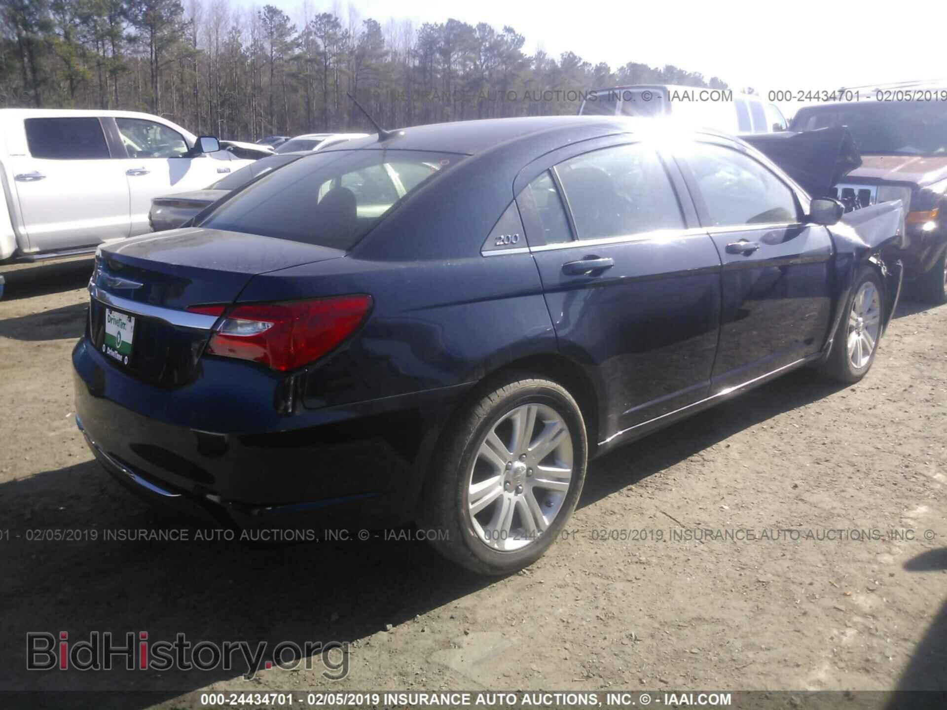 2013 CHRYSLER 200 - VIN: 1C3CCBBB8DN629310 - Фото 4