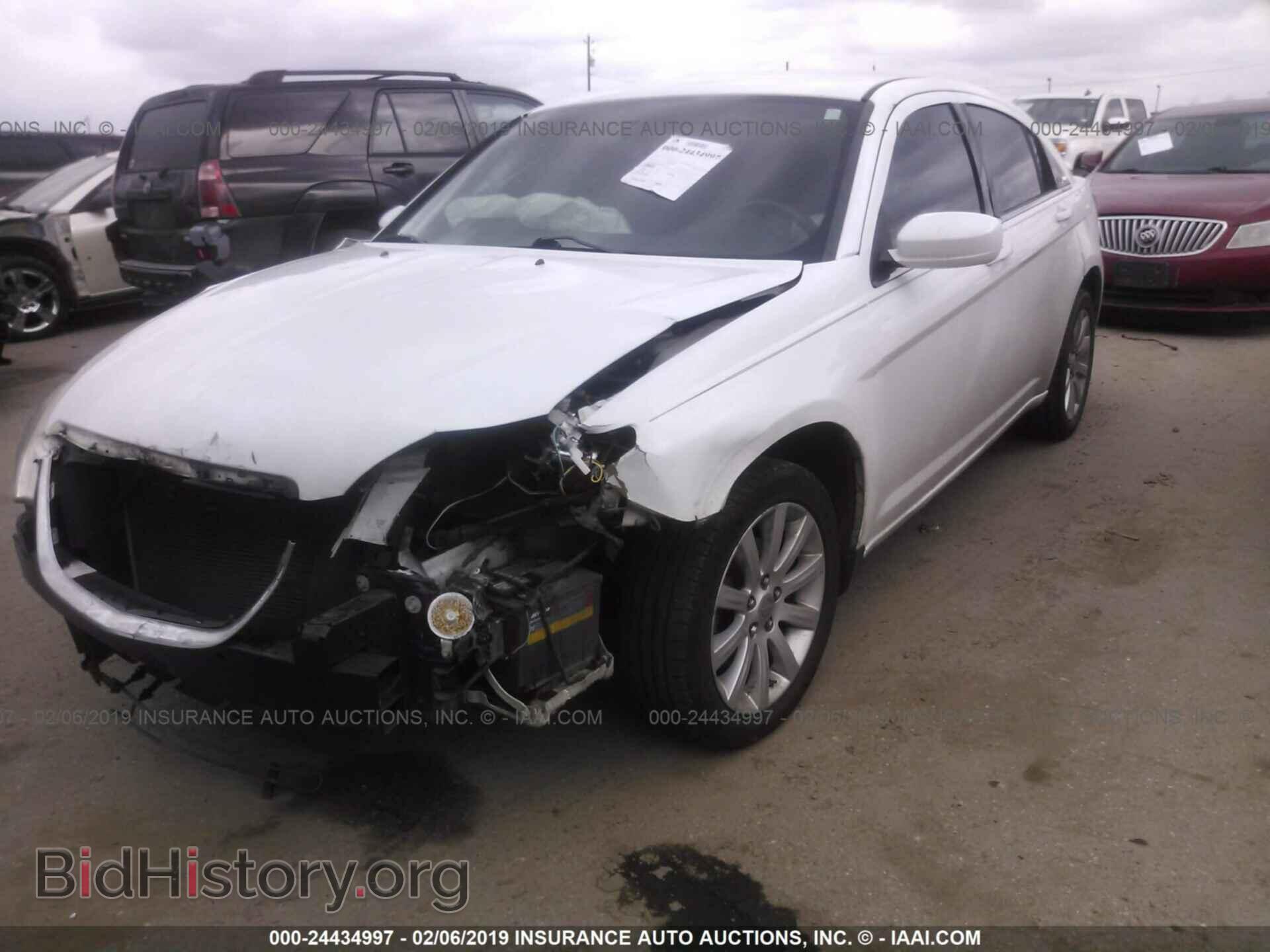 2012 CHRYSLER 200 - VIN: 1C3CCBBB9CN140512 - Фото 2
