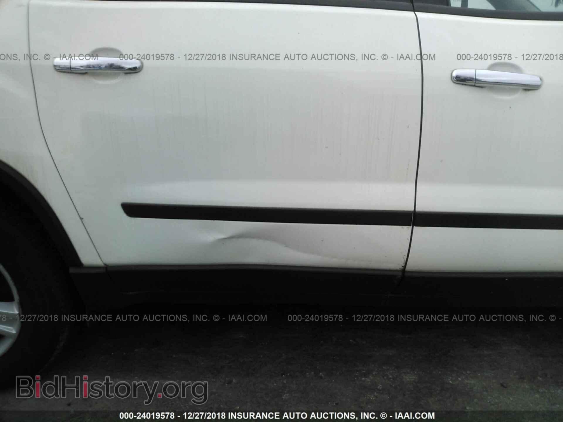 2011 GMC ACADIA - VIN: 1GKKRNEDXBJ102155 - Фото 6