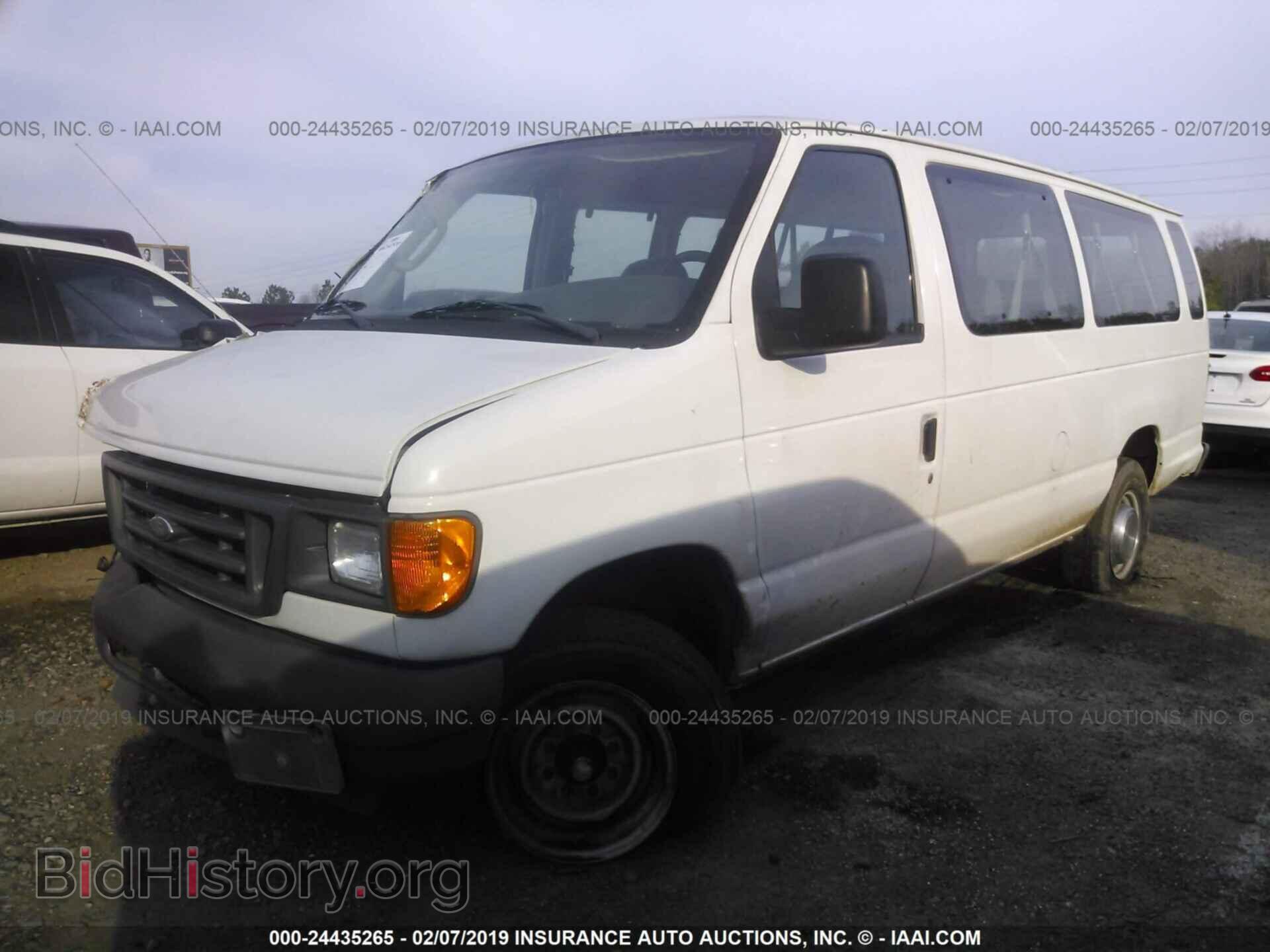 2005 FORD ECONOLINE - VIN: 1FBSS31S65HA55294 - Фото 2