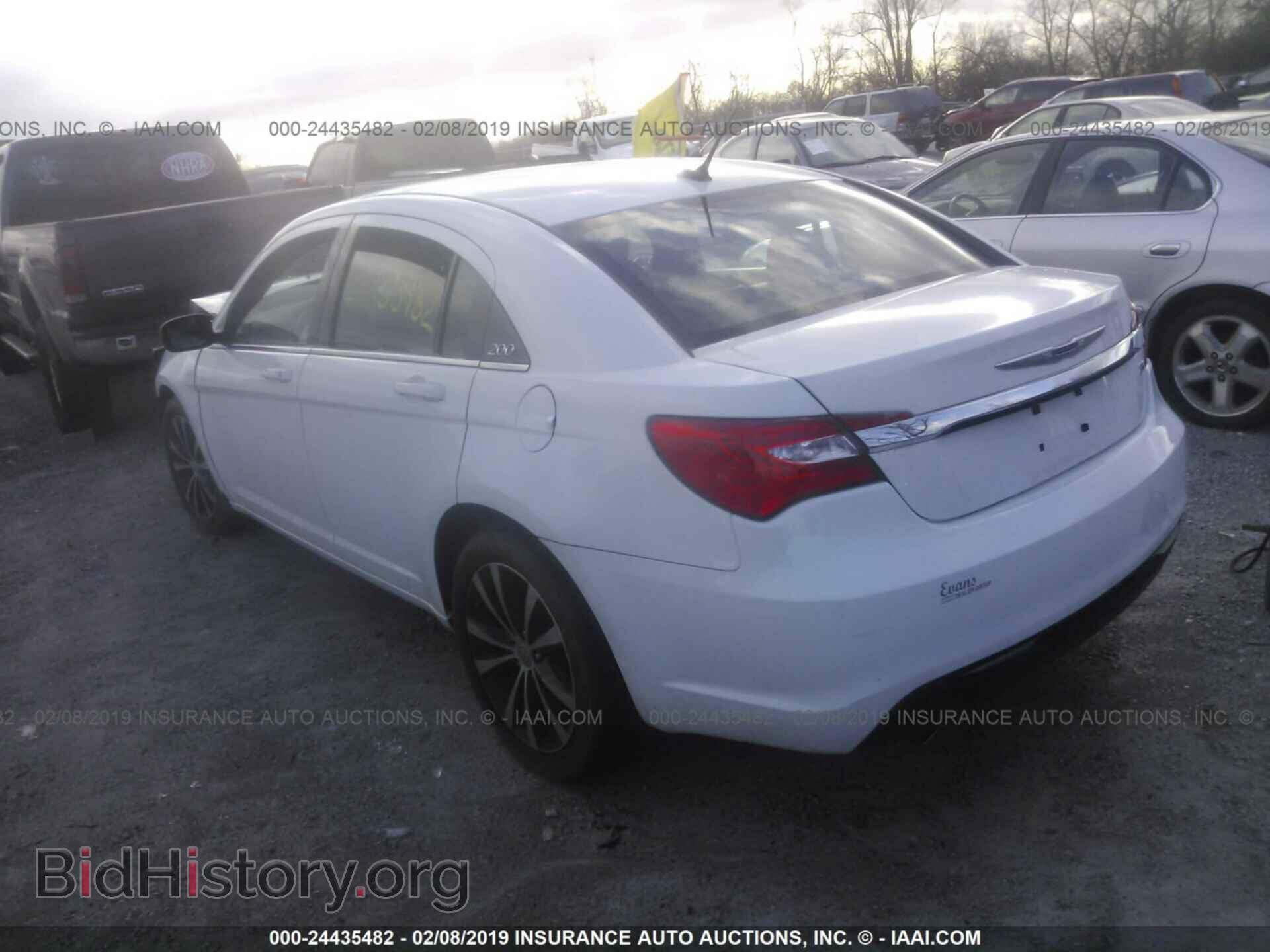 2014 CHRYSLER 200 - VIN: 1C3CCBCG7EN120014 - Фото 3