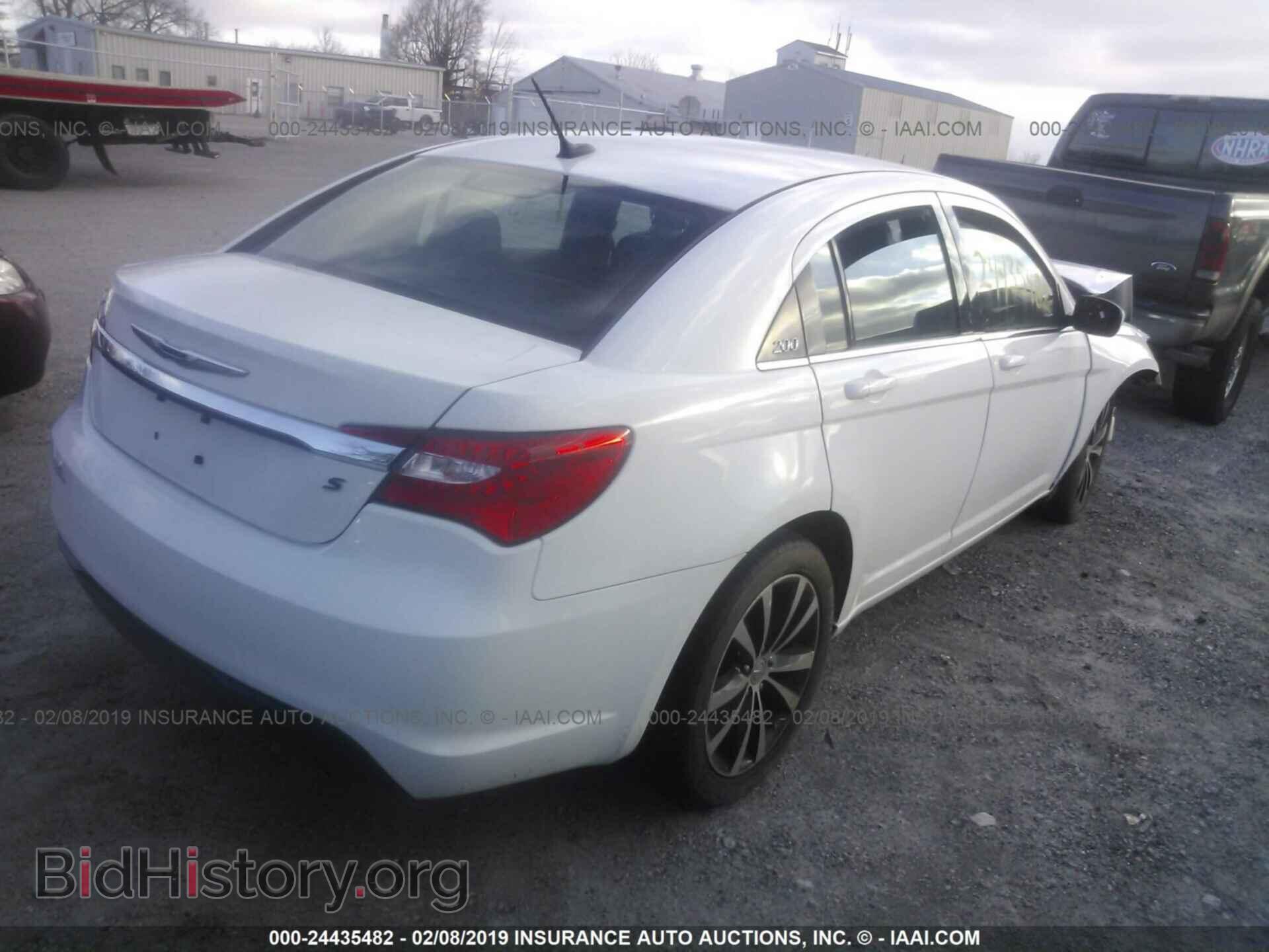 2014 CHRYSLER 200 - VIN: 1C3CCBCG7EN120014 - Фото 4