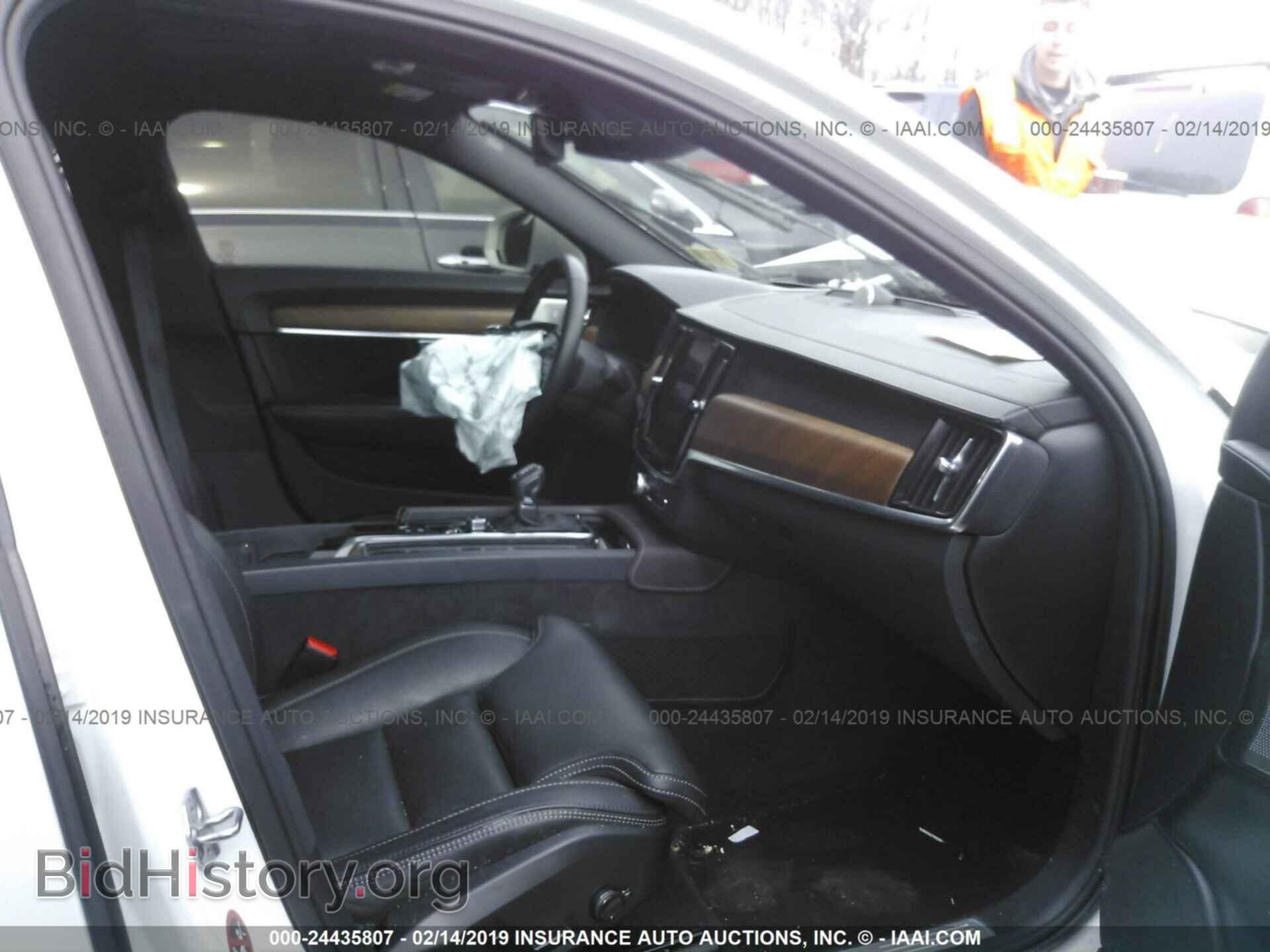 2017 VOLVO S90 - VIN: YV1A22ML1H1012852 - Фото 5