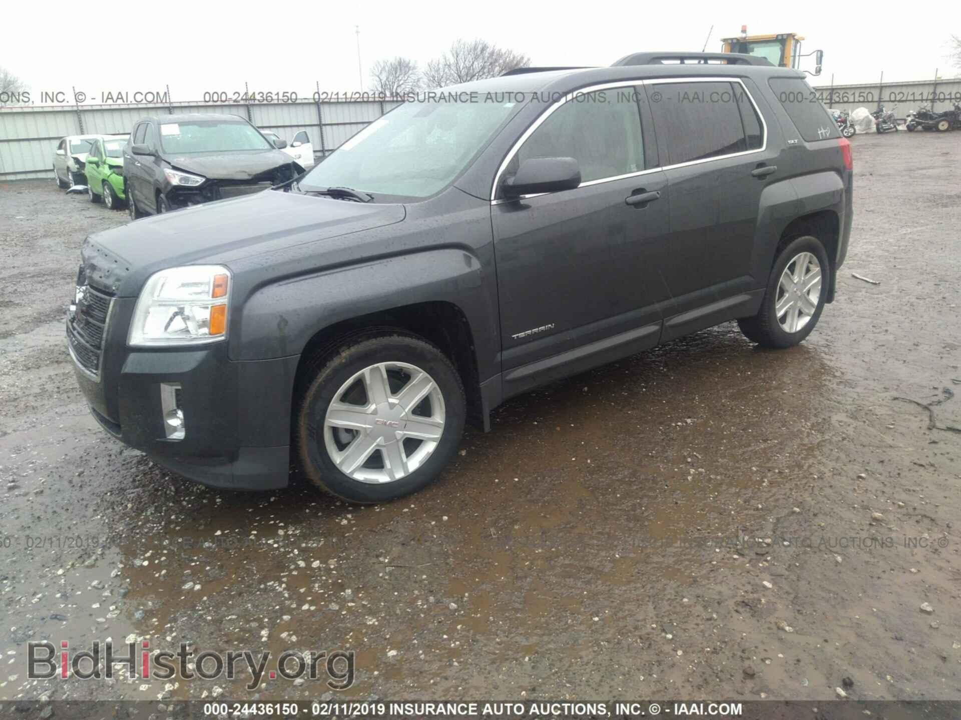 2011 GMC TERRAIN - VIN: 2CTFLUE53B6322918 - Photo 2