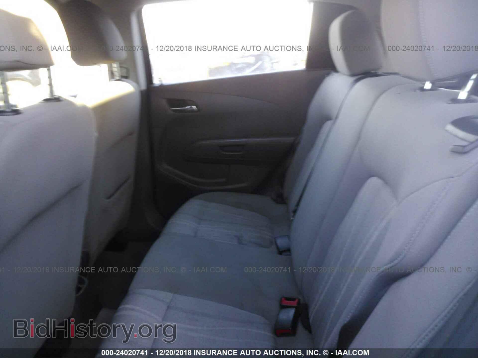 2011 FORD TAURUS - VIN: 1FAHP2FW2BG189773 - Фото 8