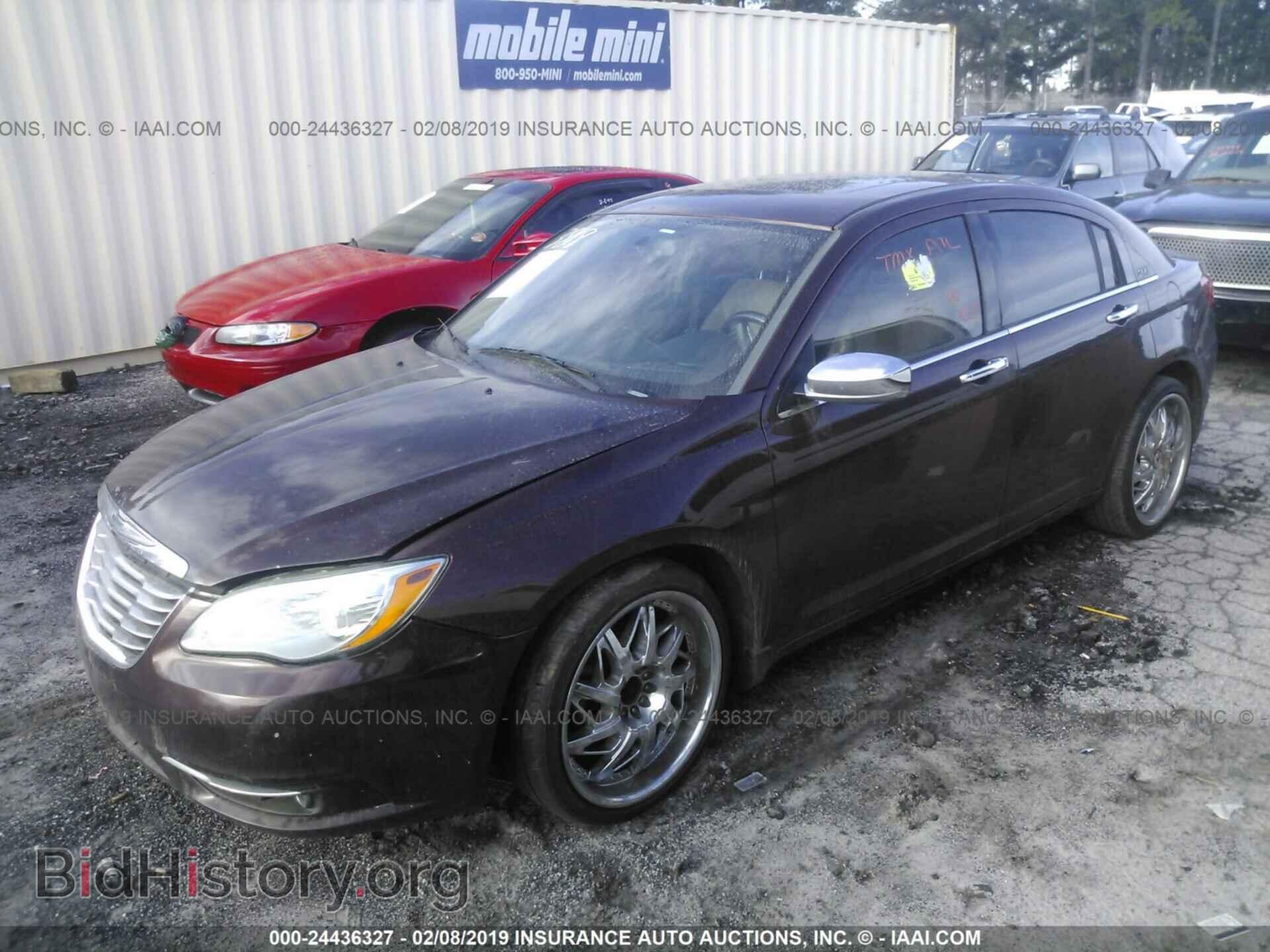 2012 CHRYSLER 200 - VIN: 1C3CCBCG2CN303818 - Фото 2